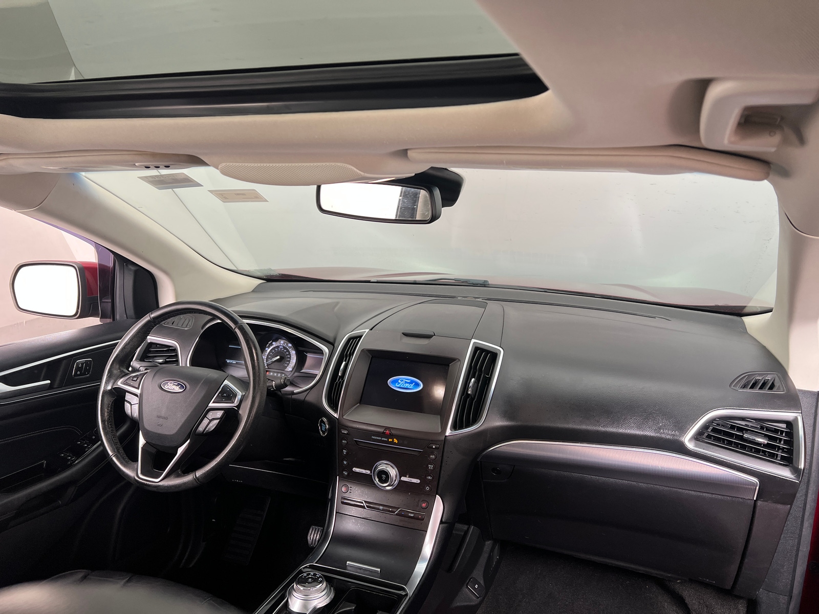 Thumbnail: 2019 Ford Edge - 2