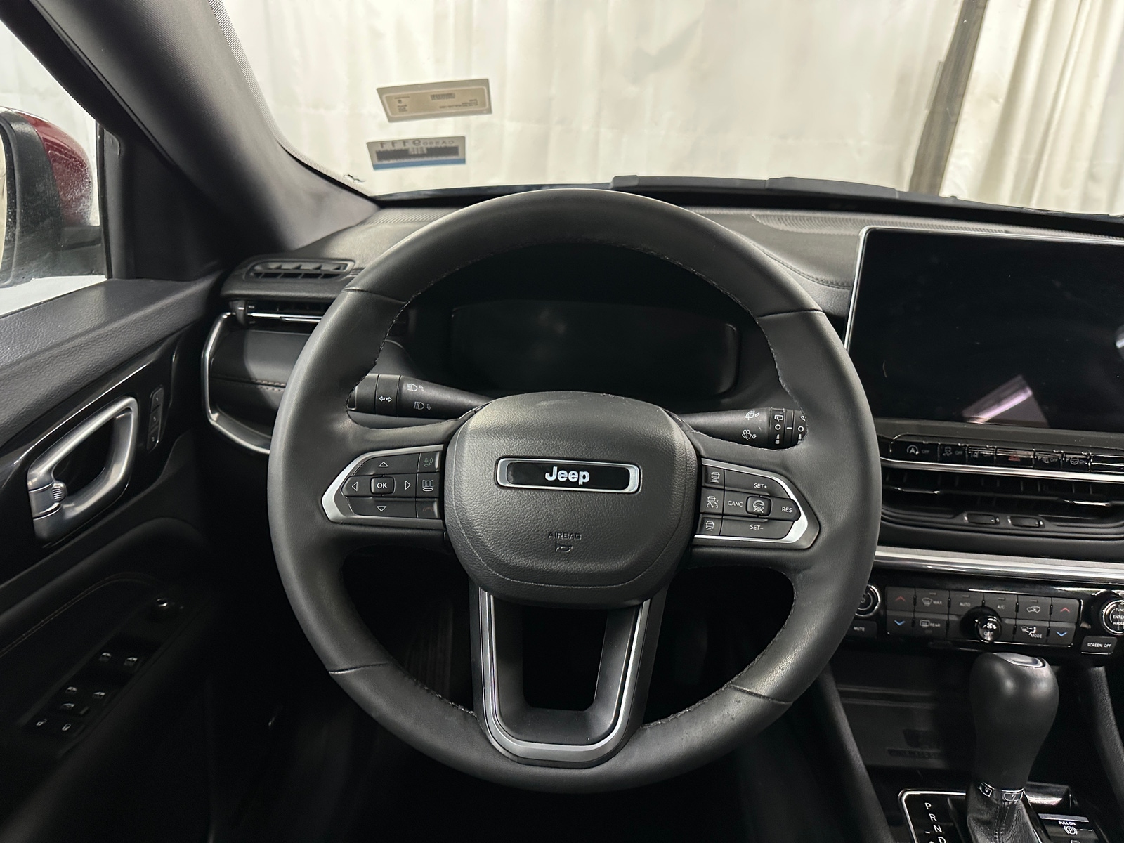 Thumbnail: 2023 Jeep Compass - 4