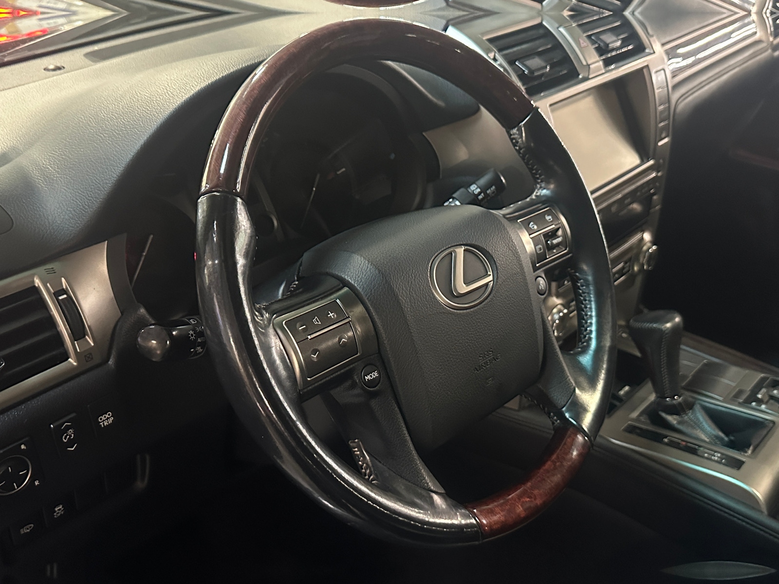 Thumbnail: 2017 Lexus GX - 4