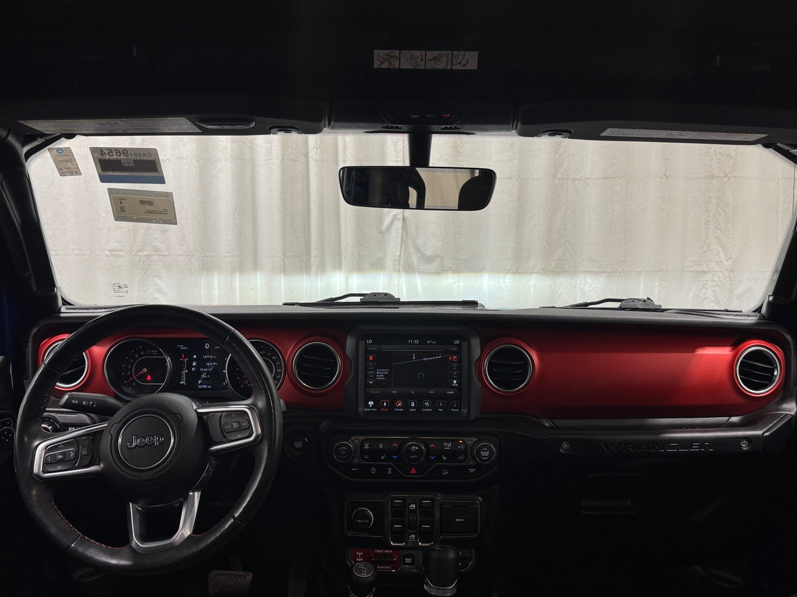 Thumbnail: 2019 Jeep Wrangler - 3