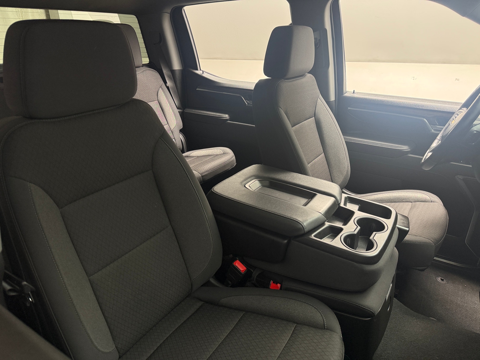 Thumbnail: 2025 Chevrolet Silverado 1500 - 2