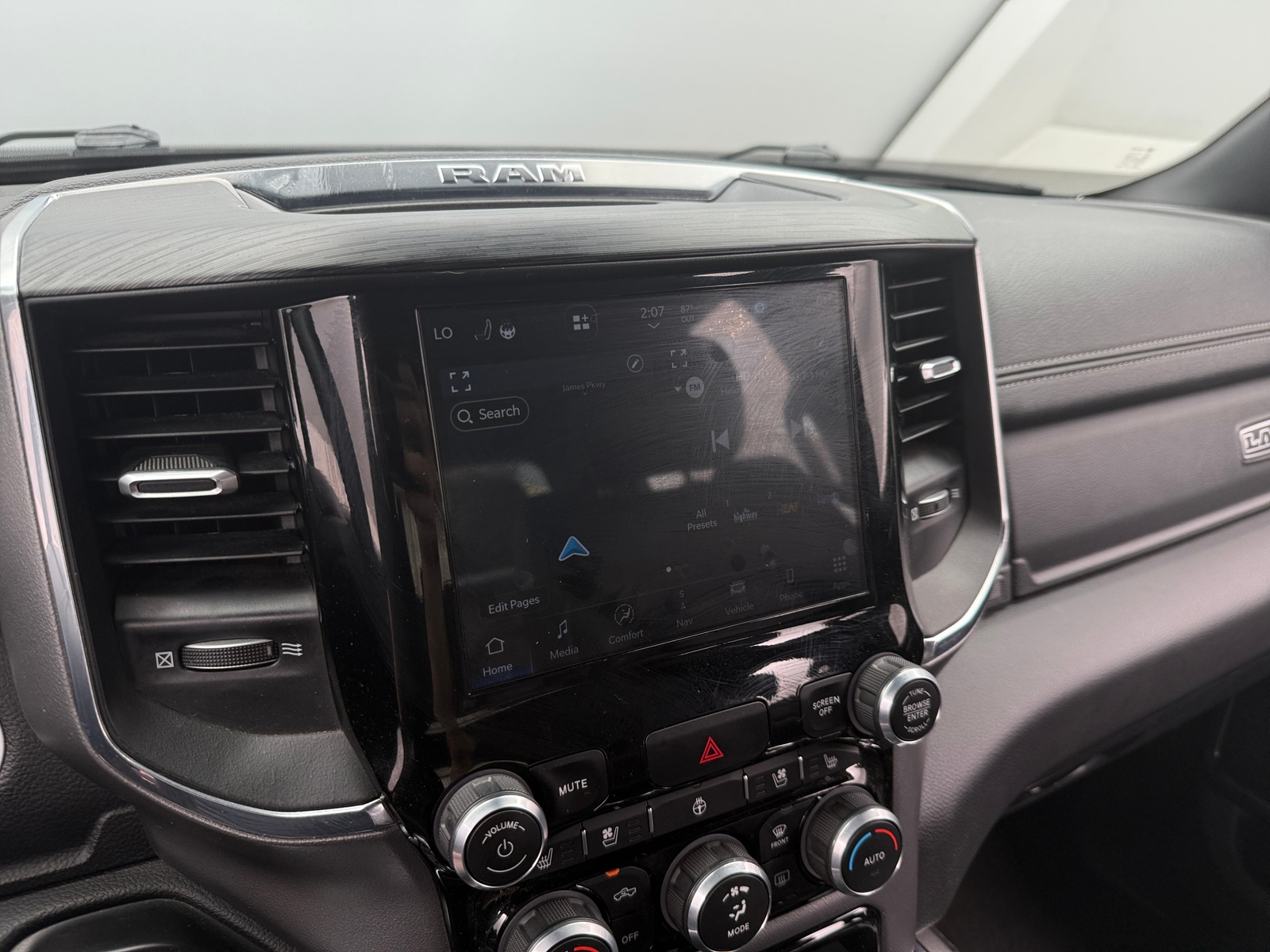 Thumbnail: 2024 RAM 1500 - 3