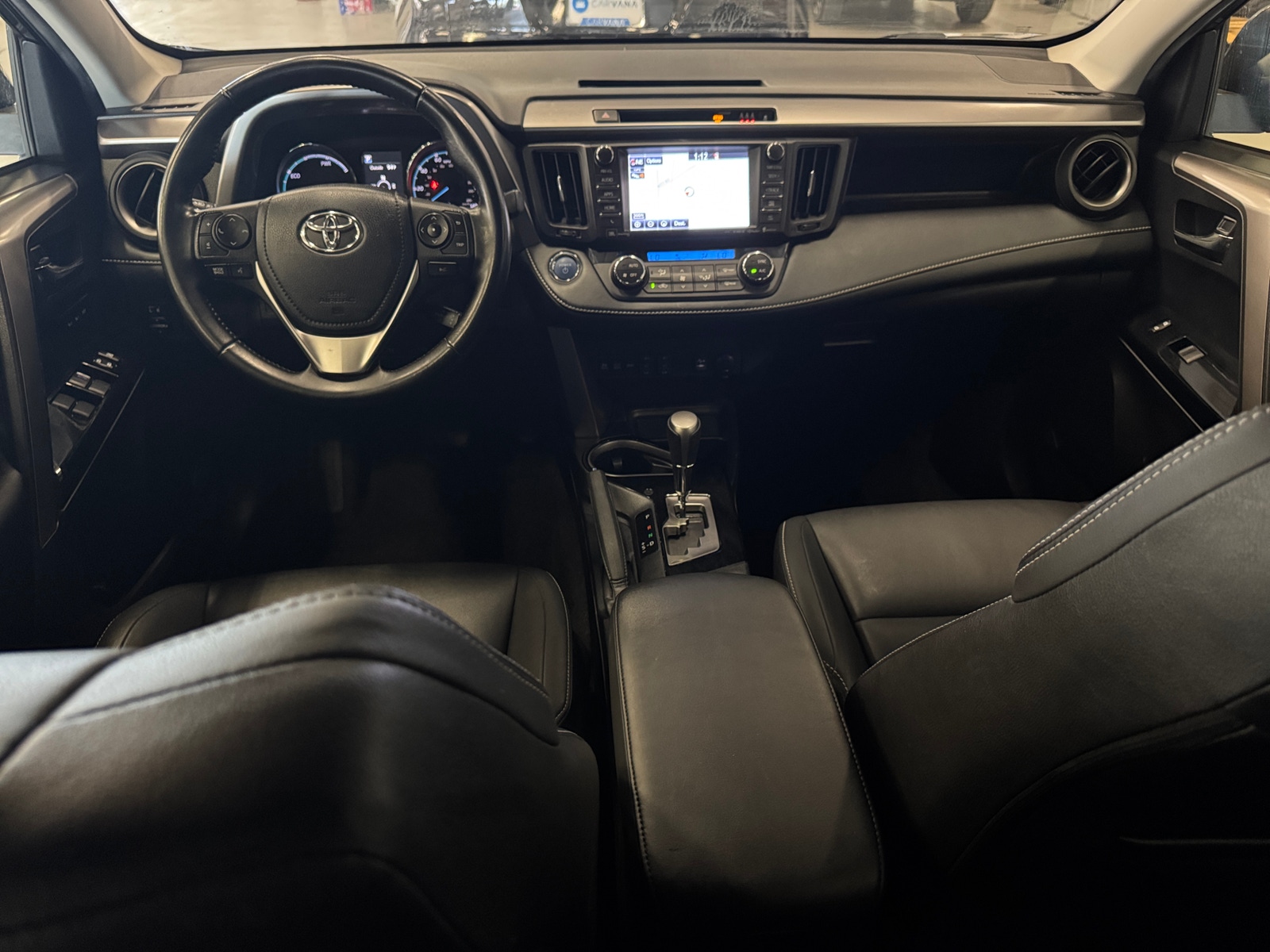 Thumbnail: 2018 Toyota RAV4 - 2