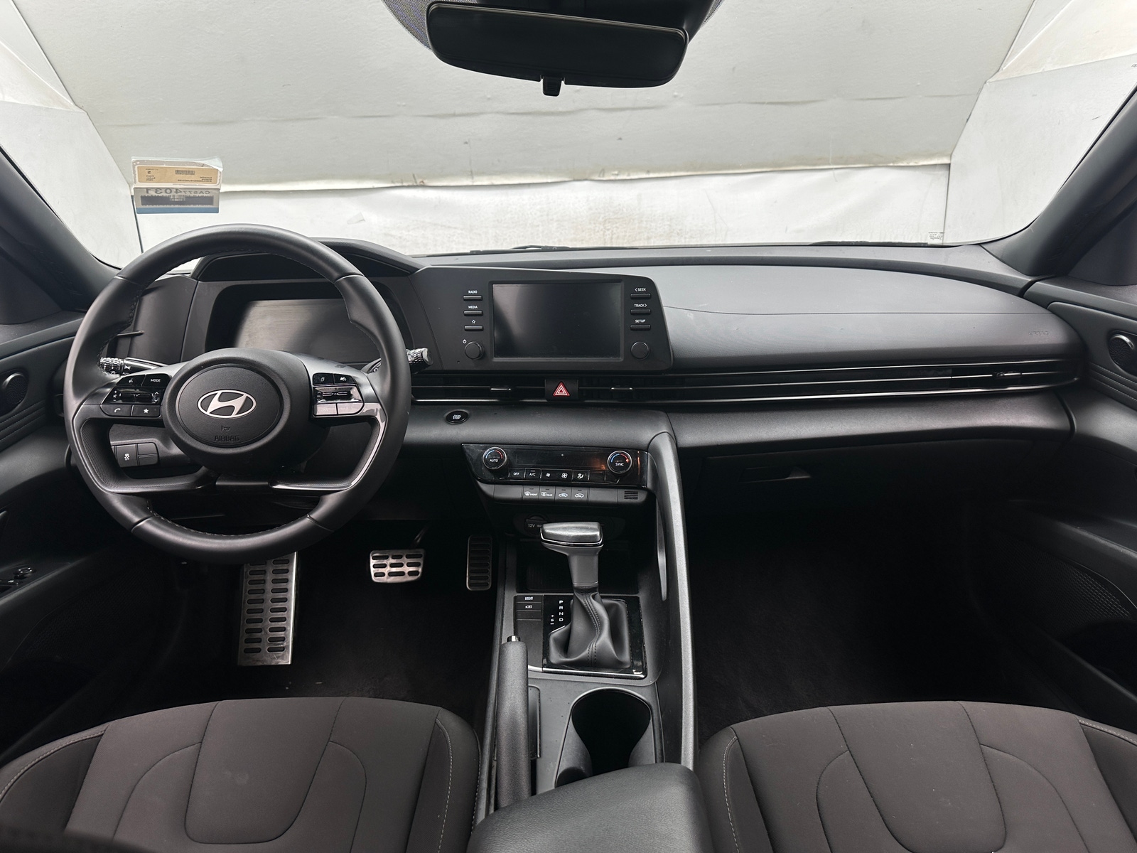 Thumbnail: 2025 Hyundai Elantra - 3