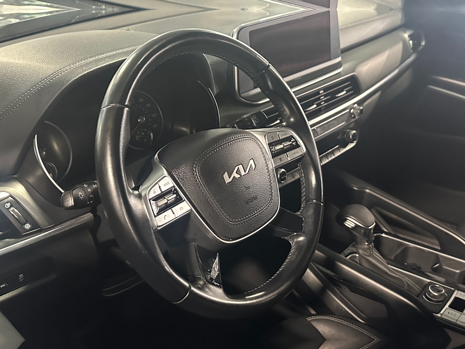 Thumbnail: 2022 Kia Telluride - 4