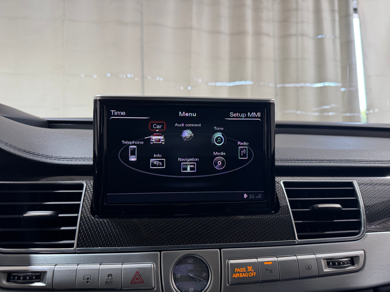 Thumbnail: 2015 Audi S8 - 3