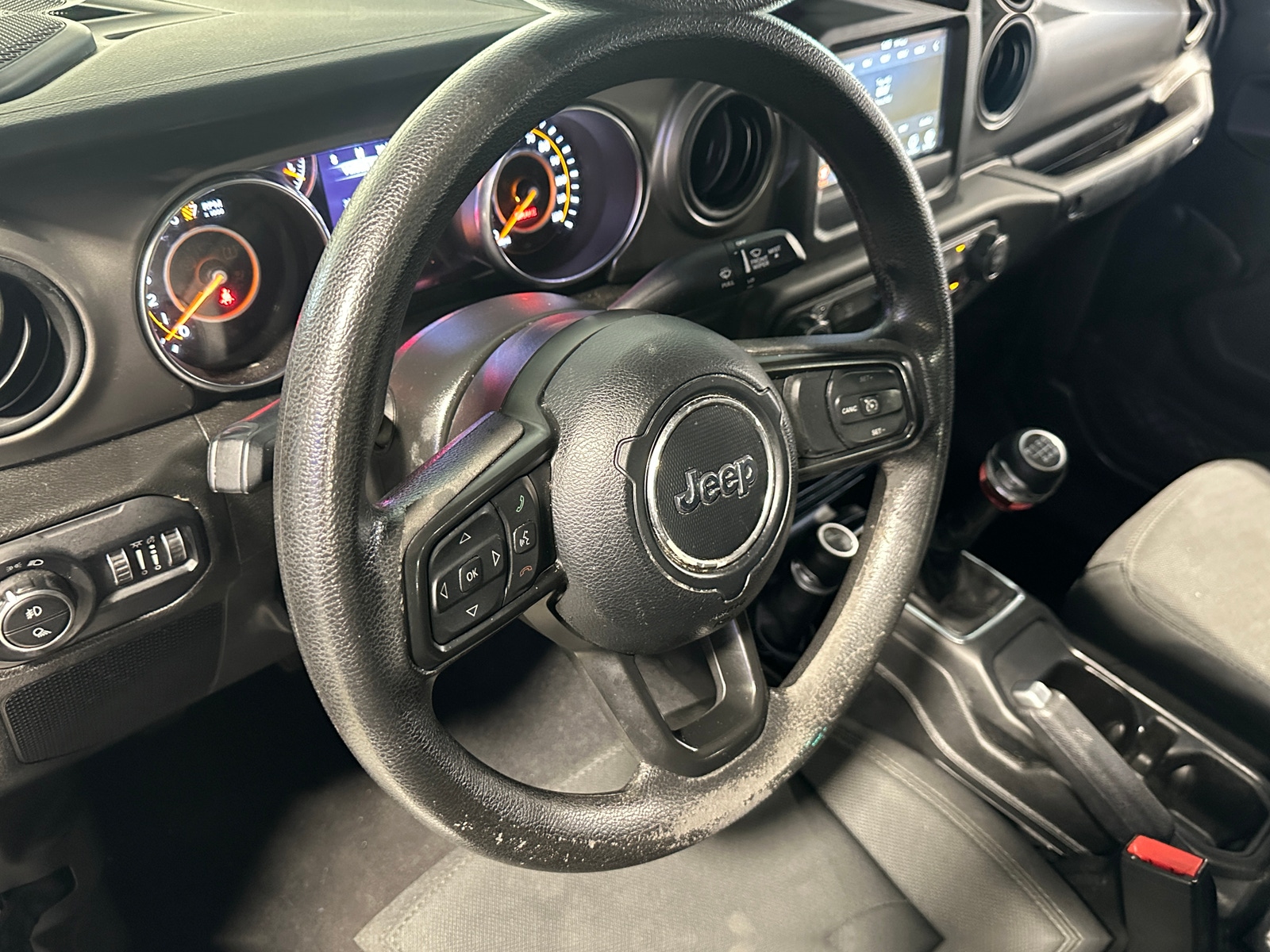 Thumbnail: 2022 Jeep Gladiator - 5