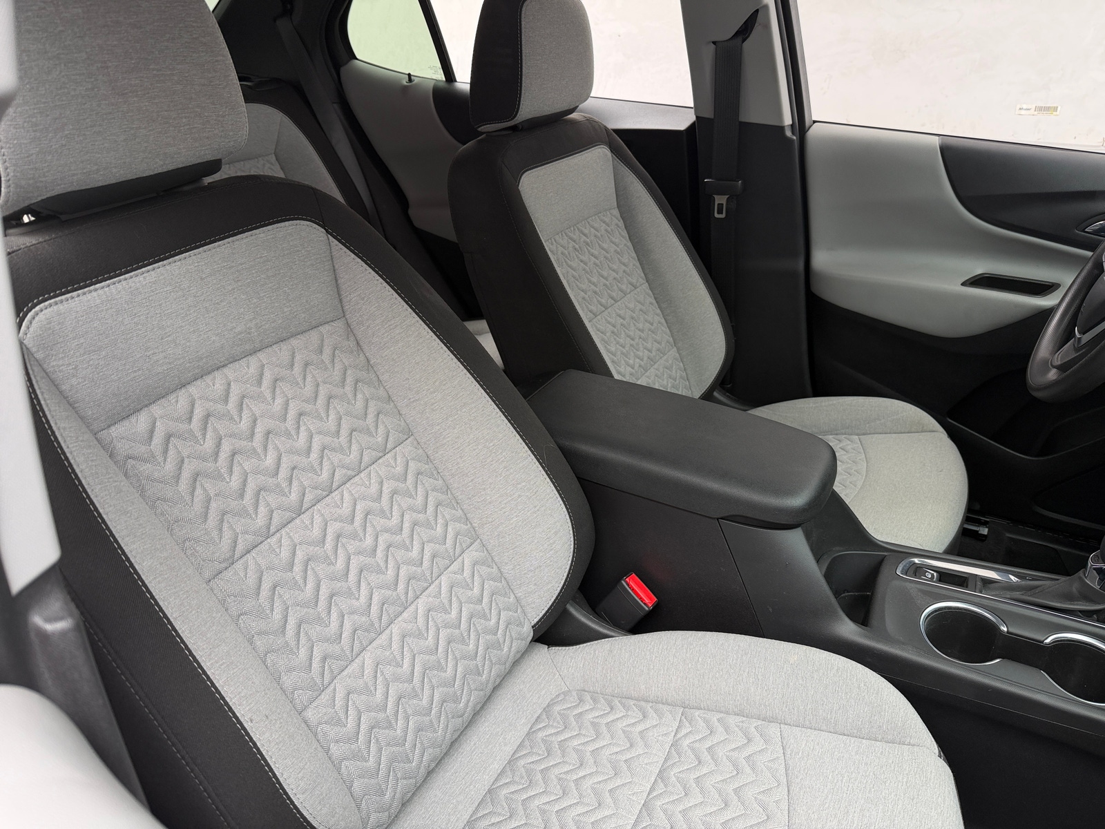 Thumbnail: 2023 Chevrolet Equinox - 2