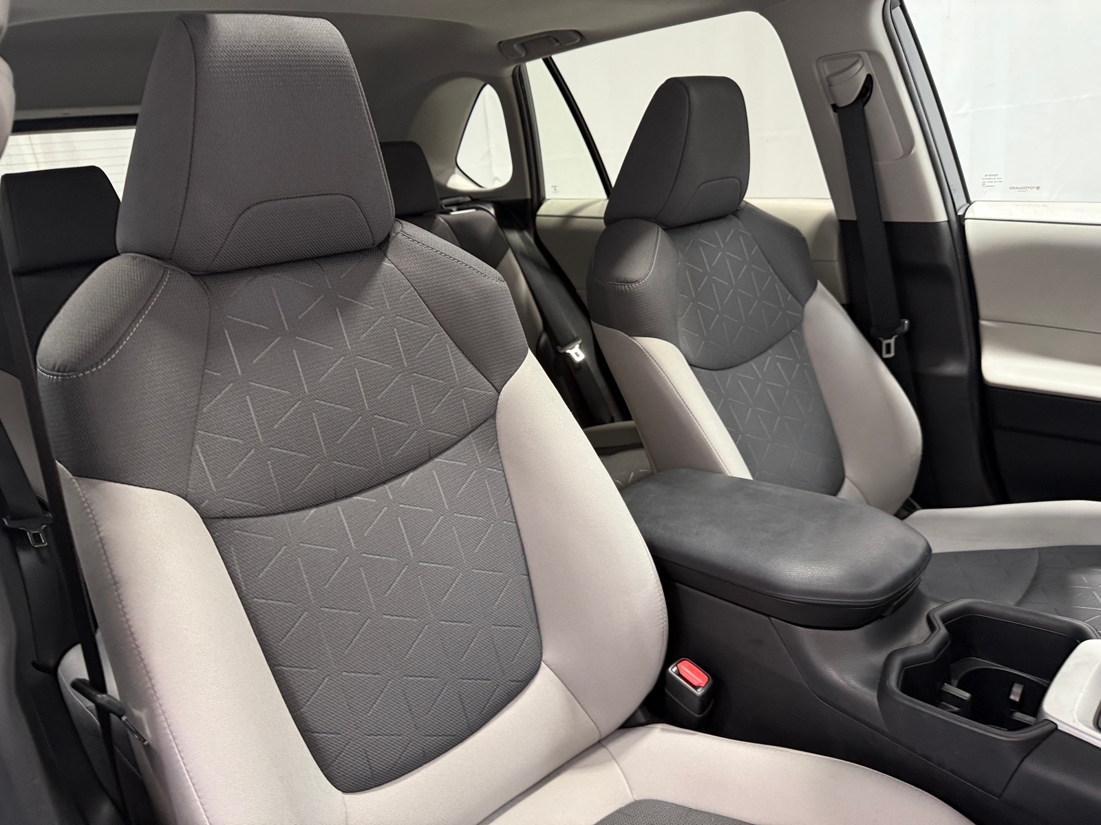 Thumbnail: 2024 Toyota RAV4 - 2