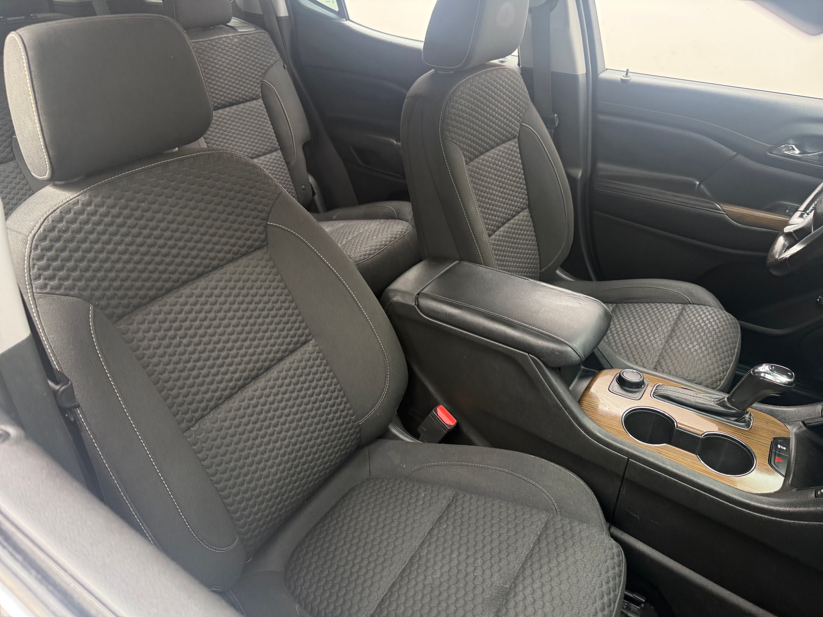 Thumbnail: 2019 GMC Acadia - 2