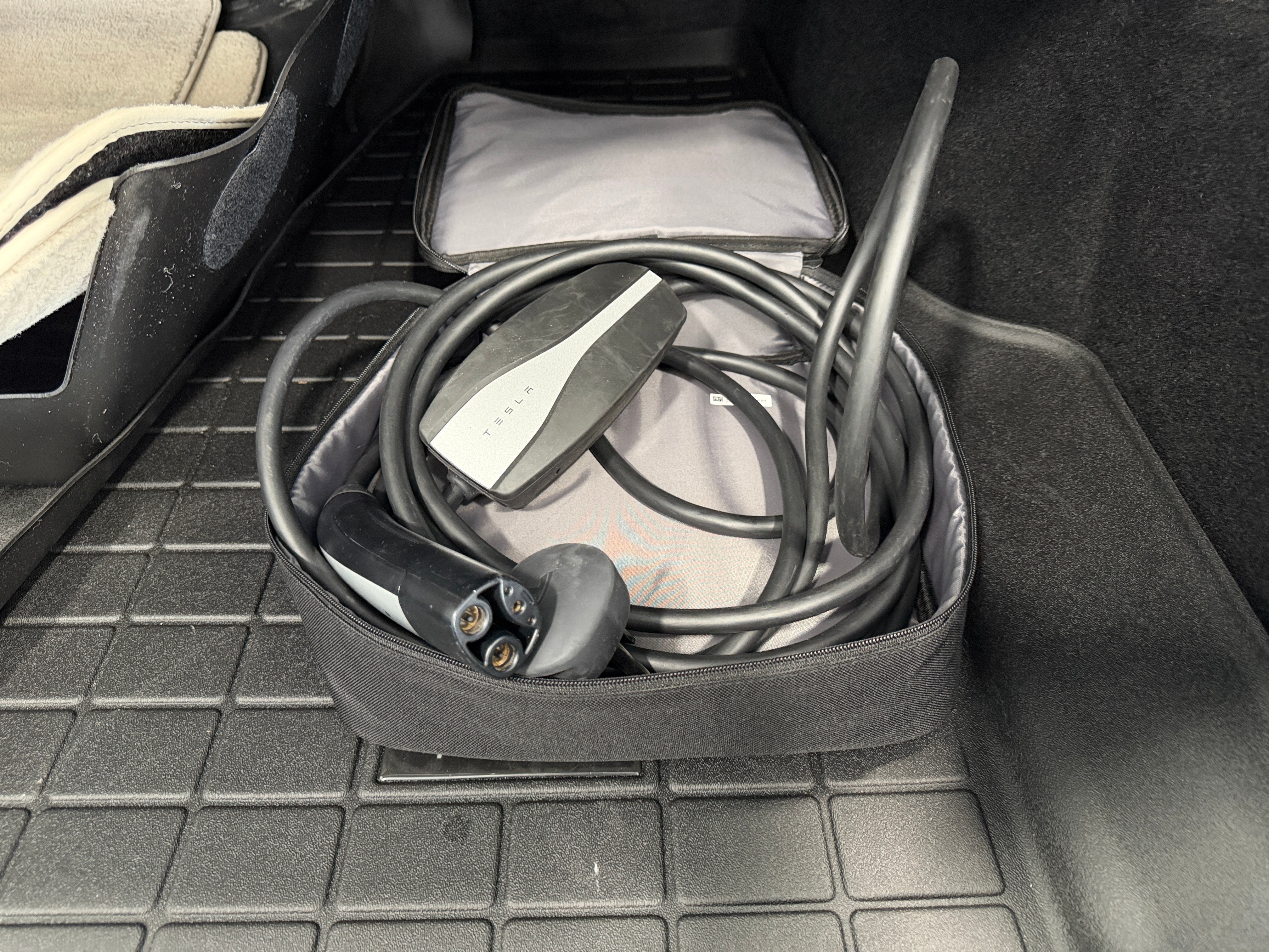 Used 2019 Tesla Model S 100D with VIN 5YJSA1E28KF345819 for sale in Pewaukee, WI