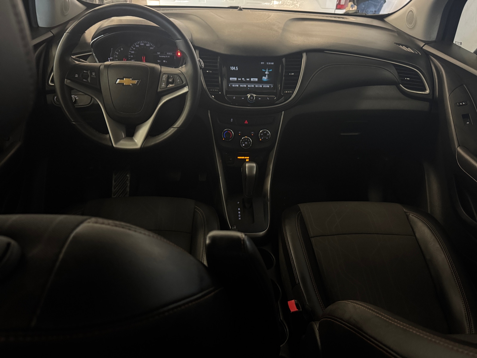 Thumbnail: 2017 Chevrolet Trax - 2