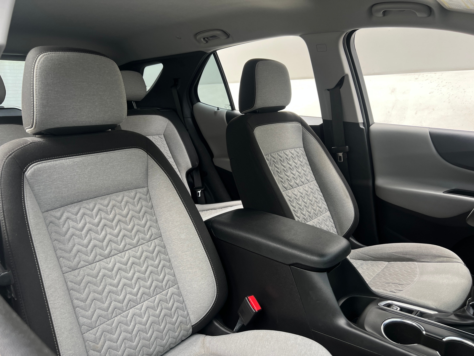 Thumbnail: 2022 Chevrolet Equinox - 2