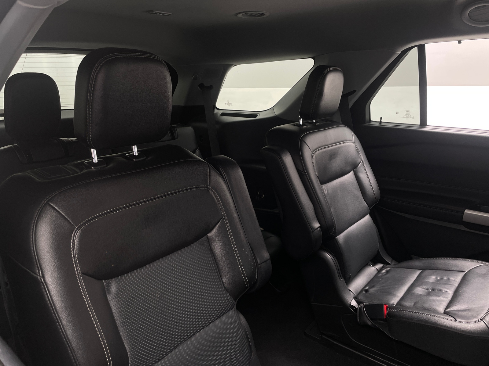 Thumbnail: 2022 Ford Explorer - 5