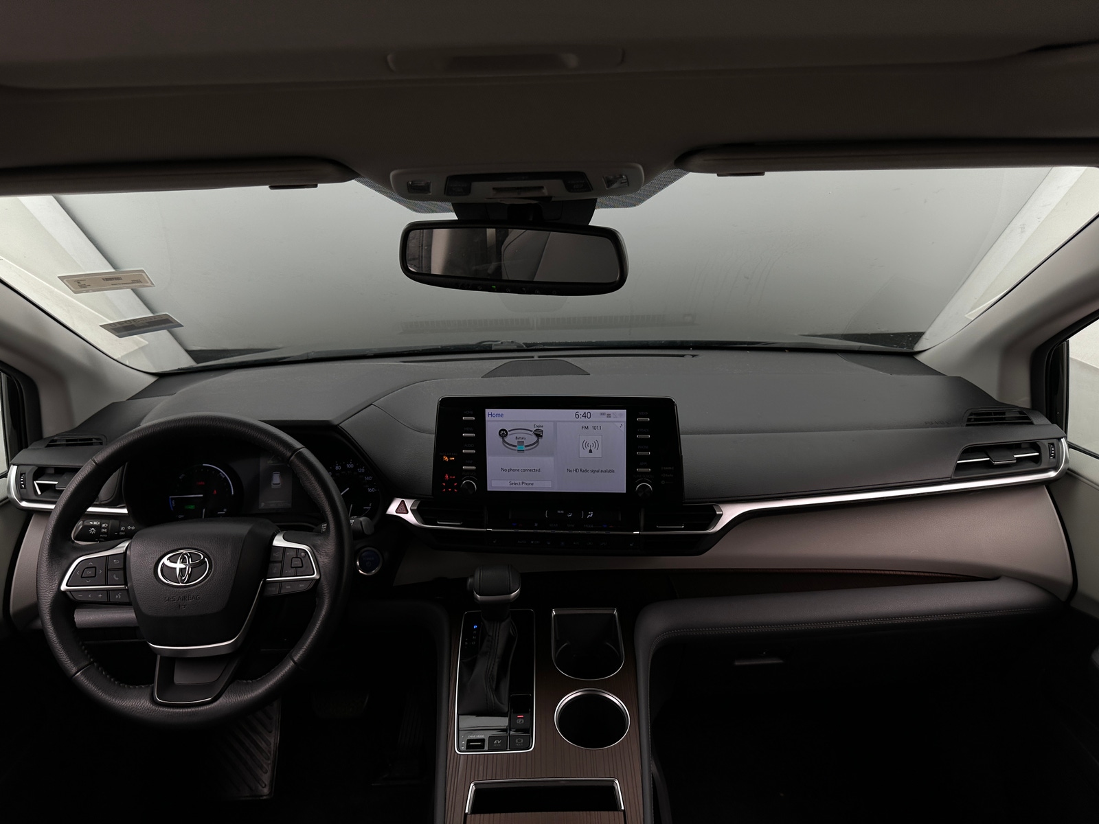Thumbnail: 2022 Toyota Sienna - 2