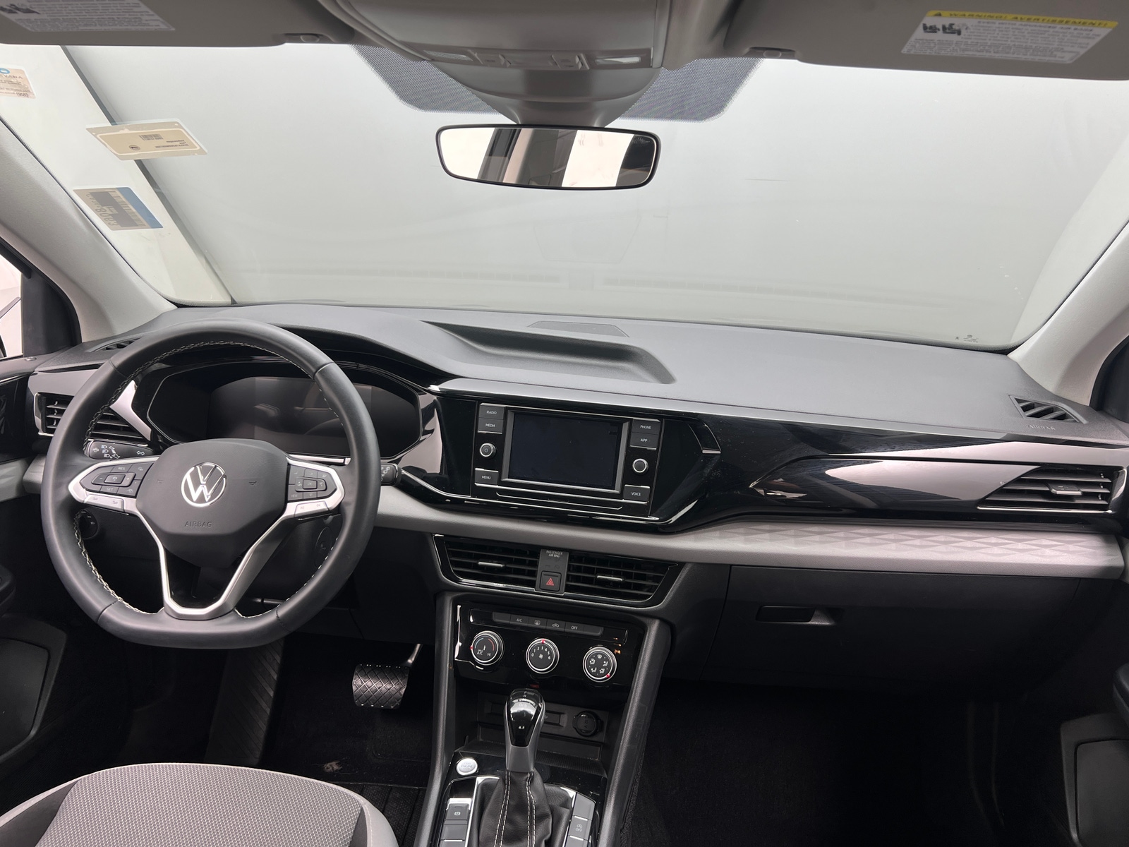 Thumbnail: 2024 Volkswagen Taos - 3