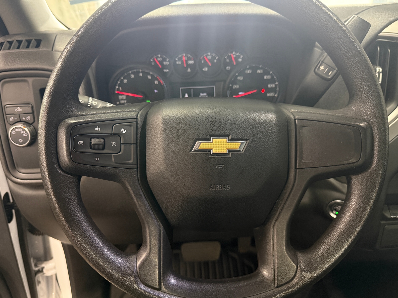 Thumbnail: 2024 Chevrolet Silverado 1500 - 5