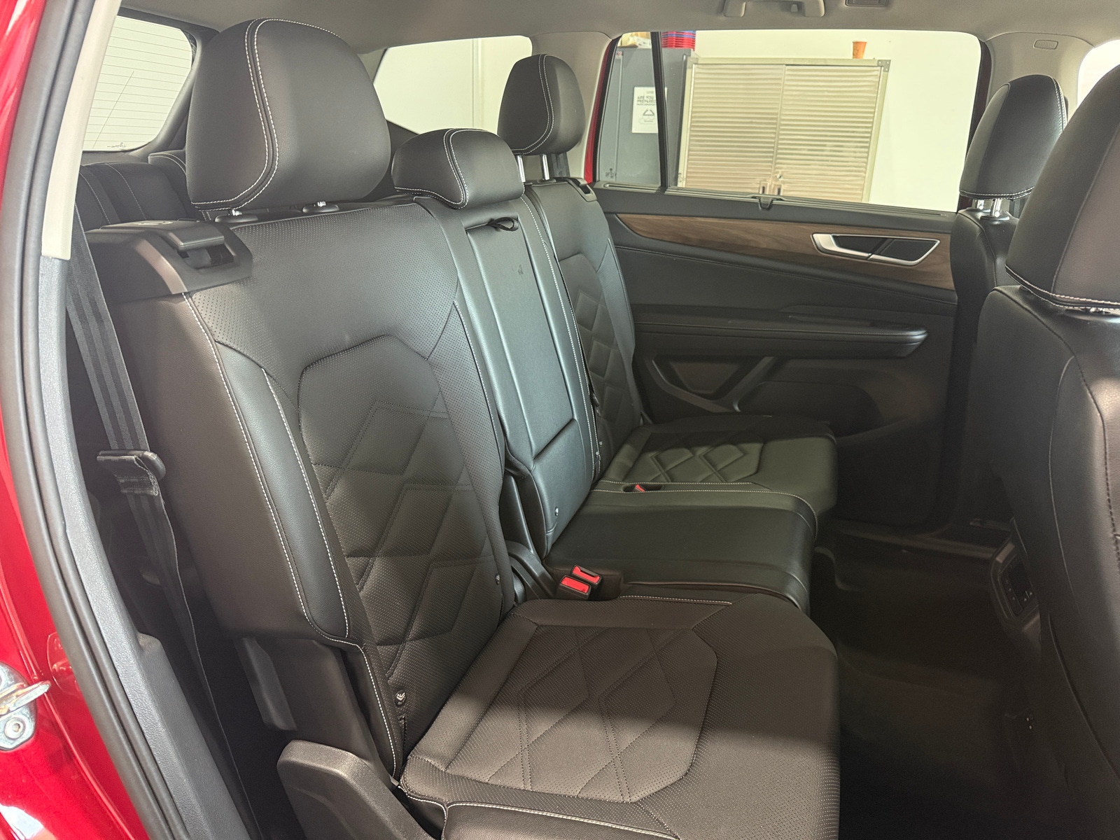 Thumbnail: 2024 Volkswagen Atlas - 5