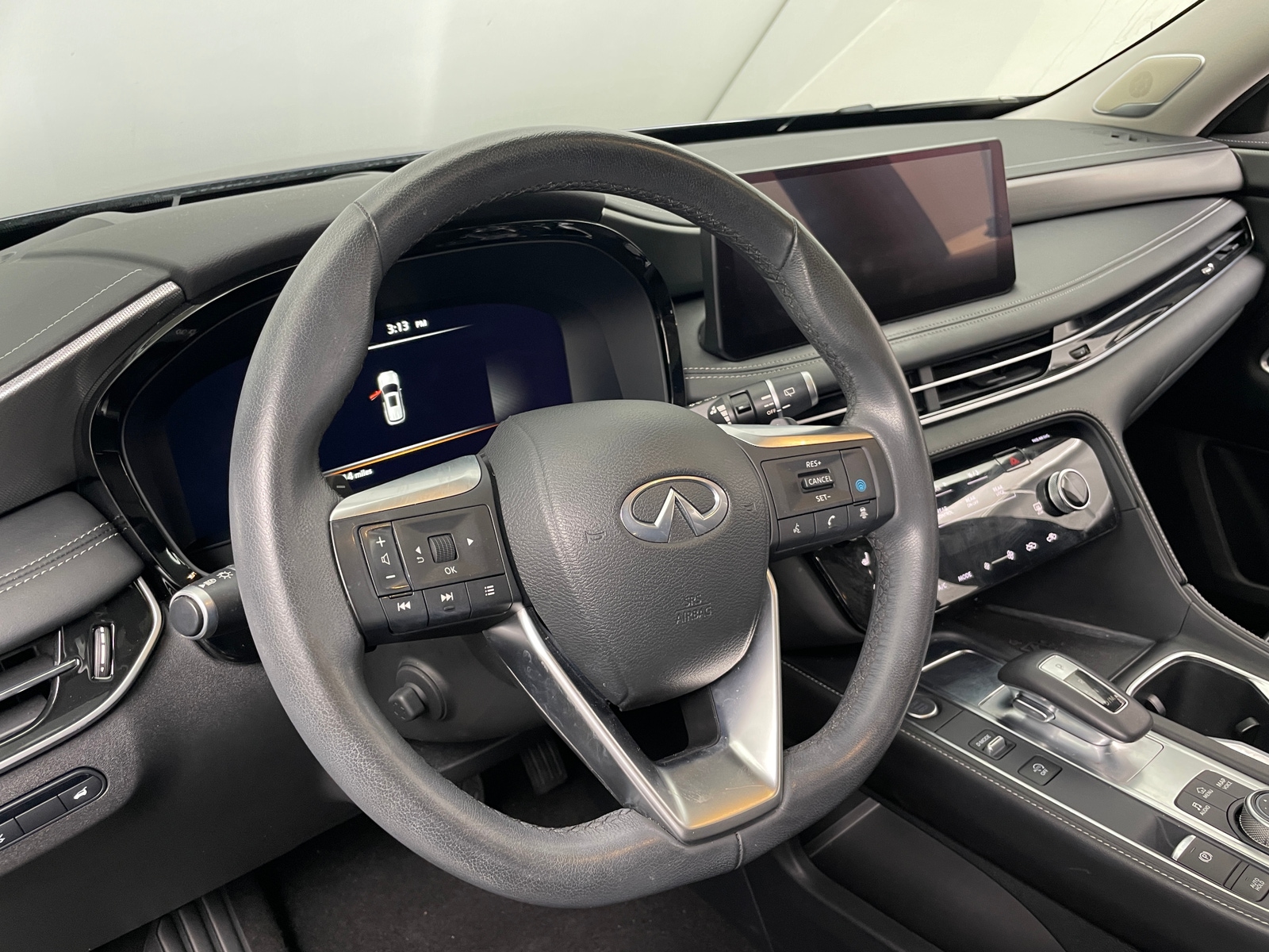 Thumbnail: 2023 INFINITI QX60 - 4