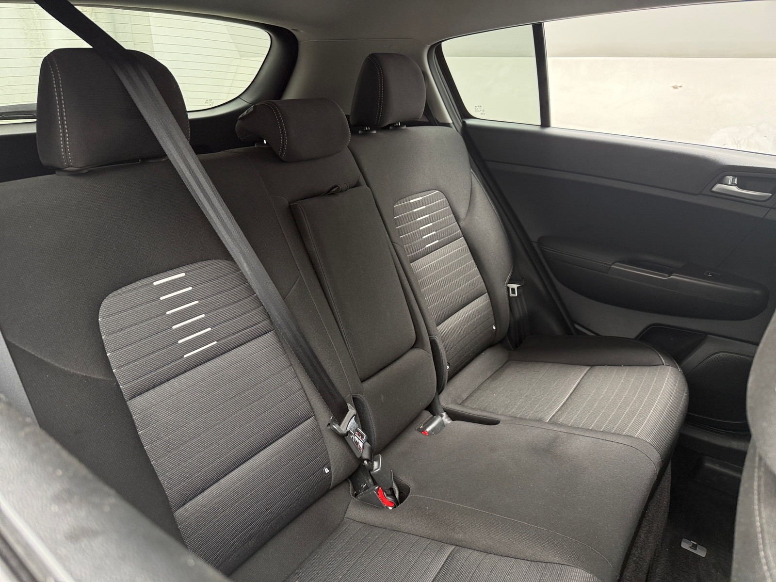 Thumbnail: 2020 Kia Sportage - 6