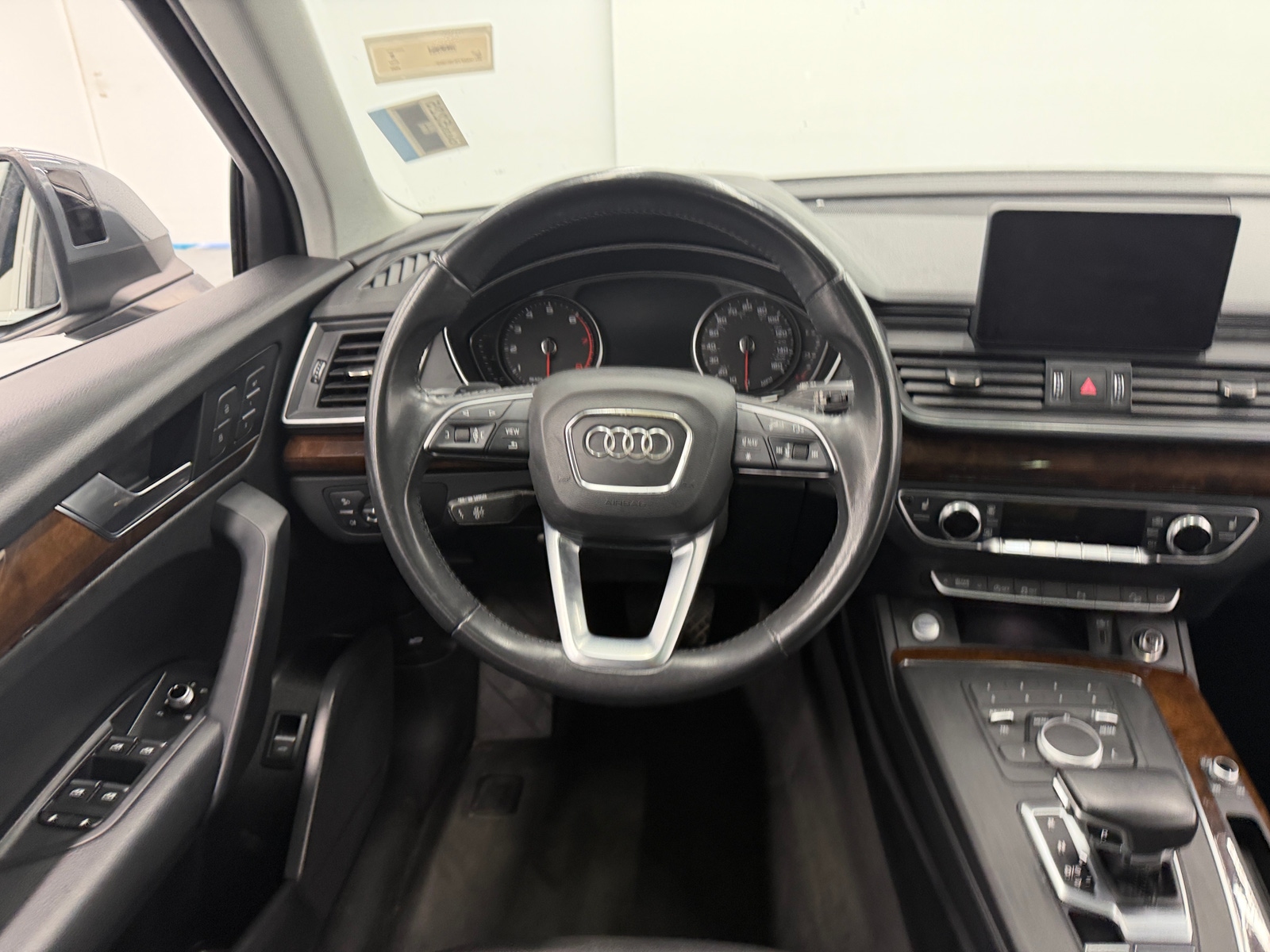 Thumbnail: 2020 Audi Q5 - 4