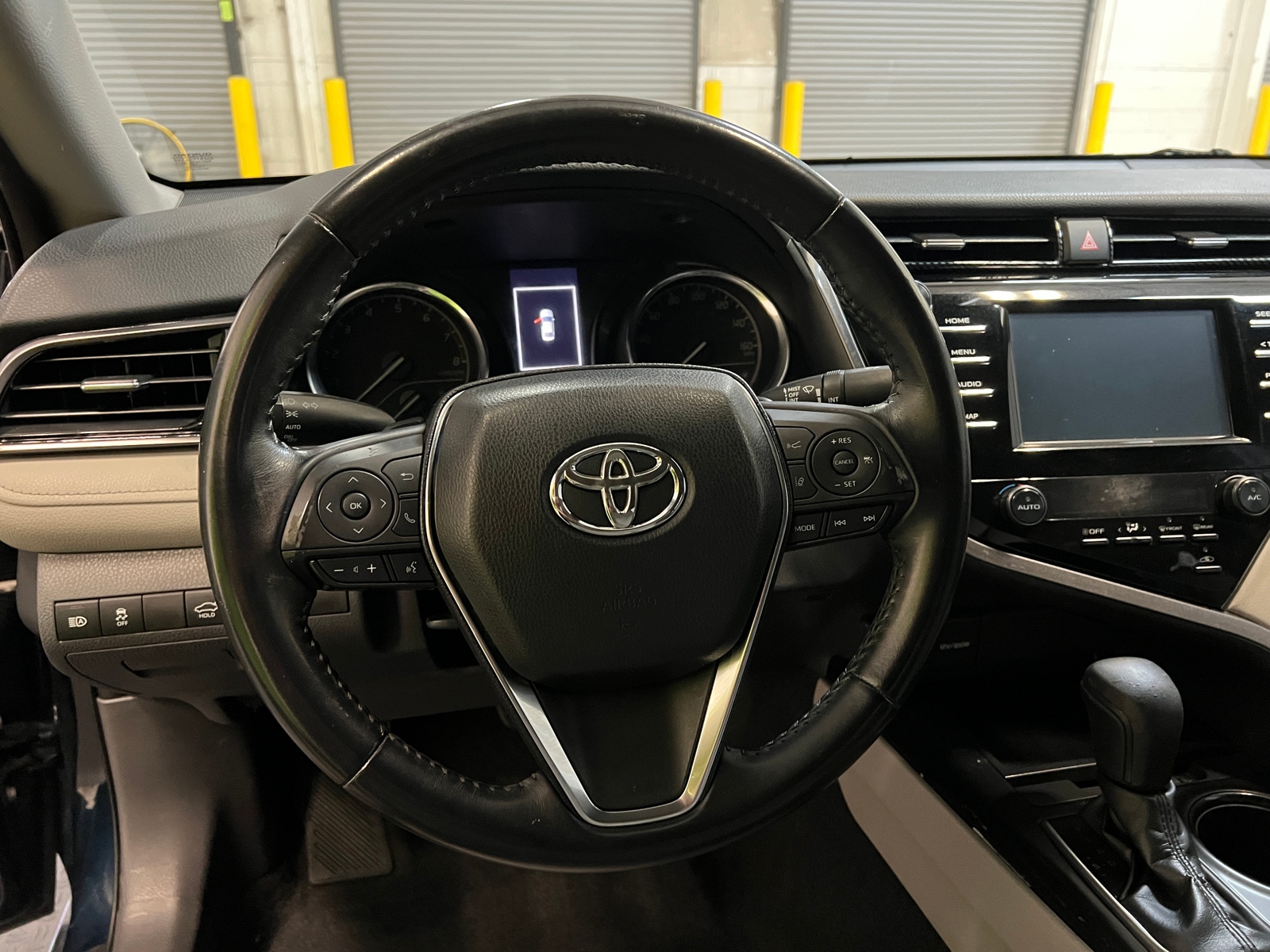 Thumbnail: 2019 Toyota Camry - 5