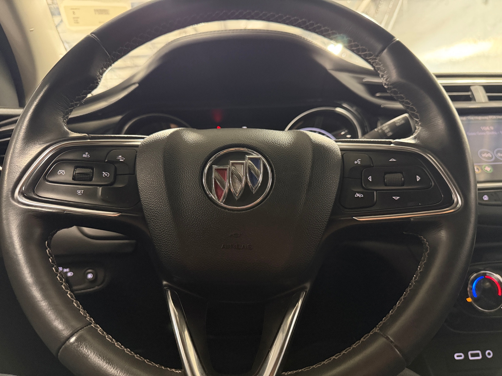Thumbnail: 2022 Buick Encore GX - 5