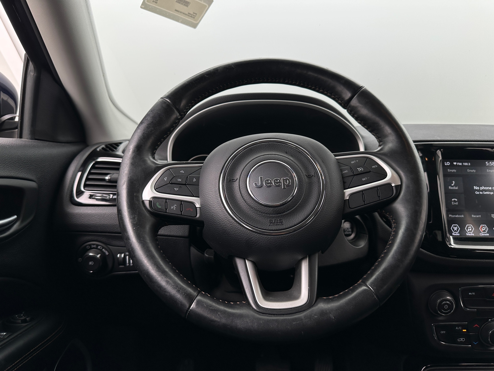 Thumbnail: 2019 Jeep Compass - 4