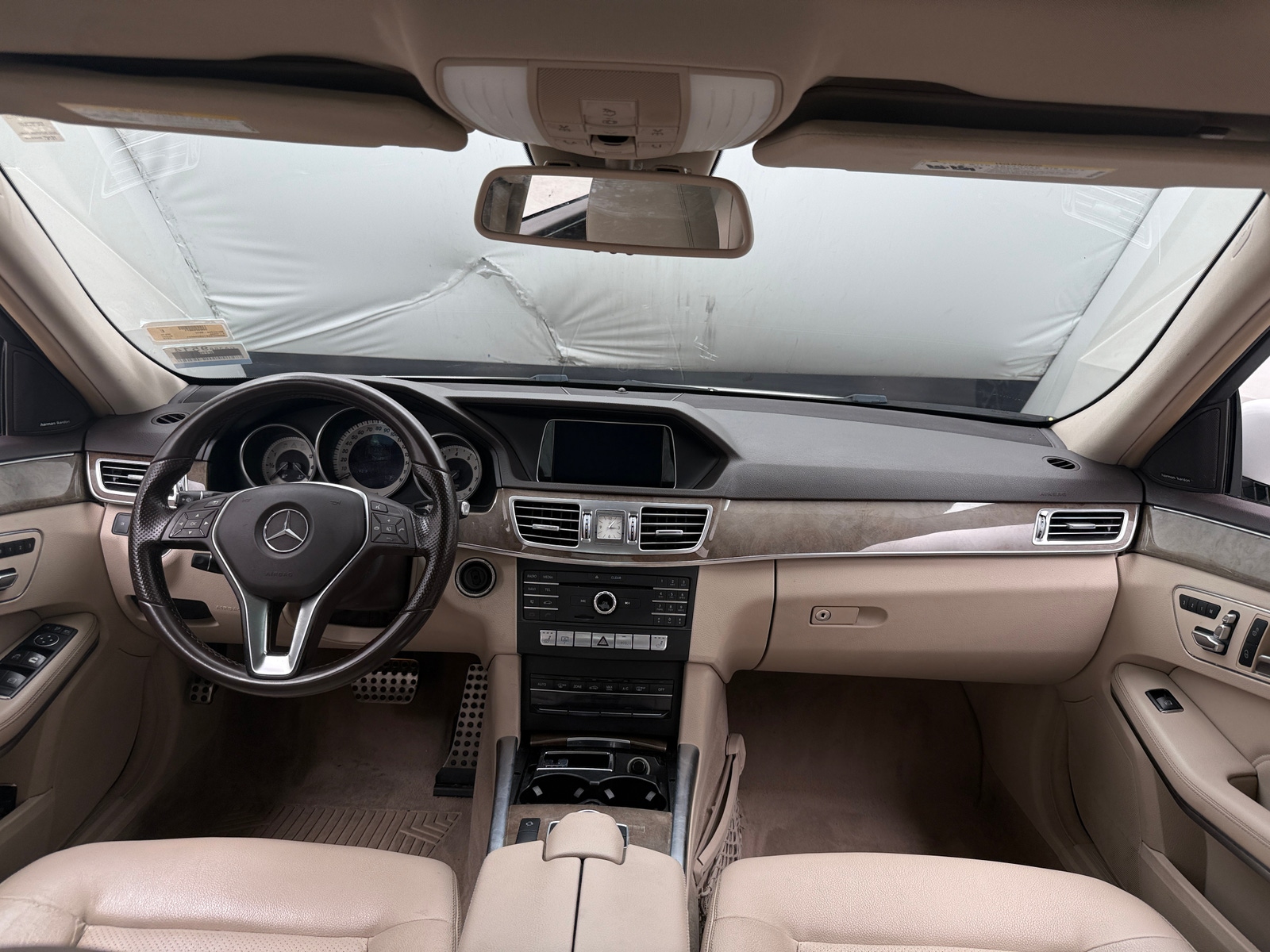 Thumbnail: 2016 Mercedes-Benz E-Class - 2
