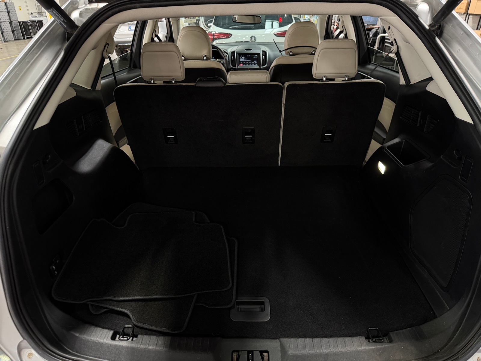 Thumbnail: 2017 Ford Edge - 6