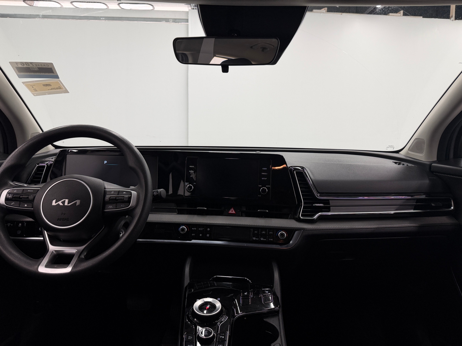 Thumbnail: 2023 Kia Sportage - 3