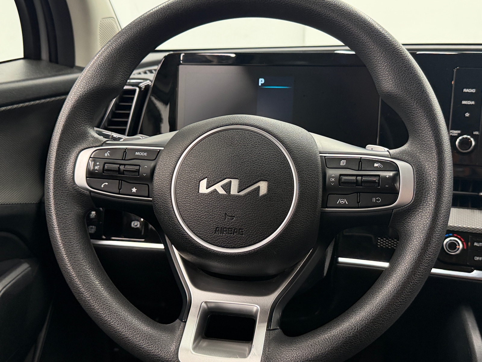Thumbnail: 2023 Kia Sportage - 5