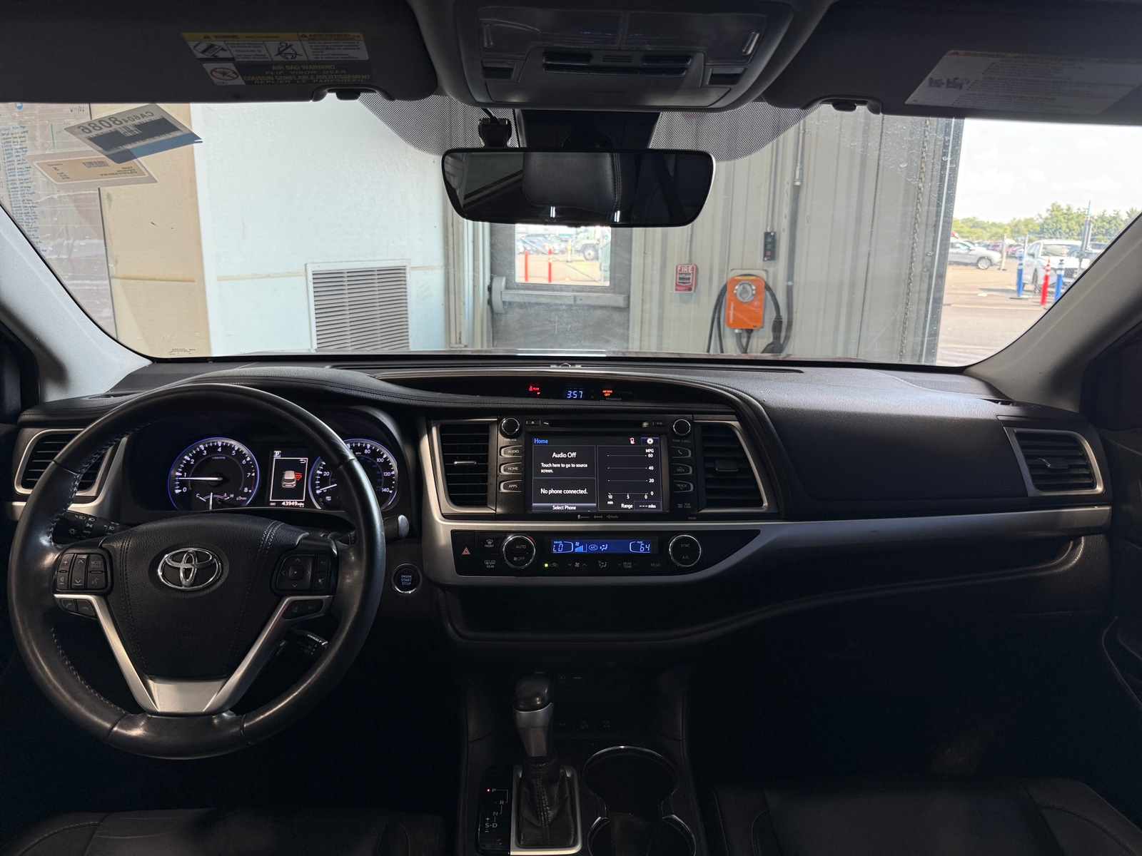 Thumbnail: 2019 Toyota Highlander - 2