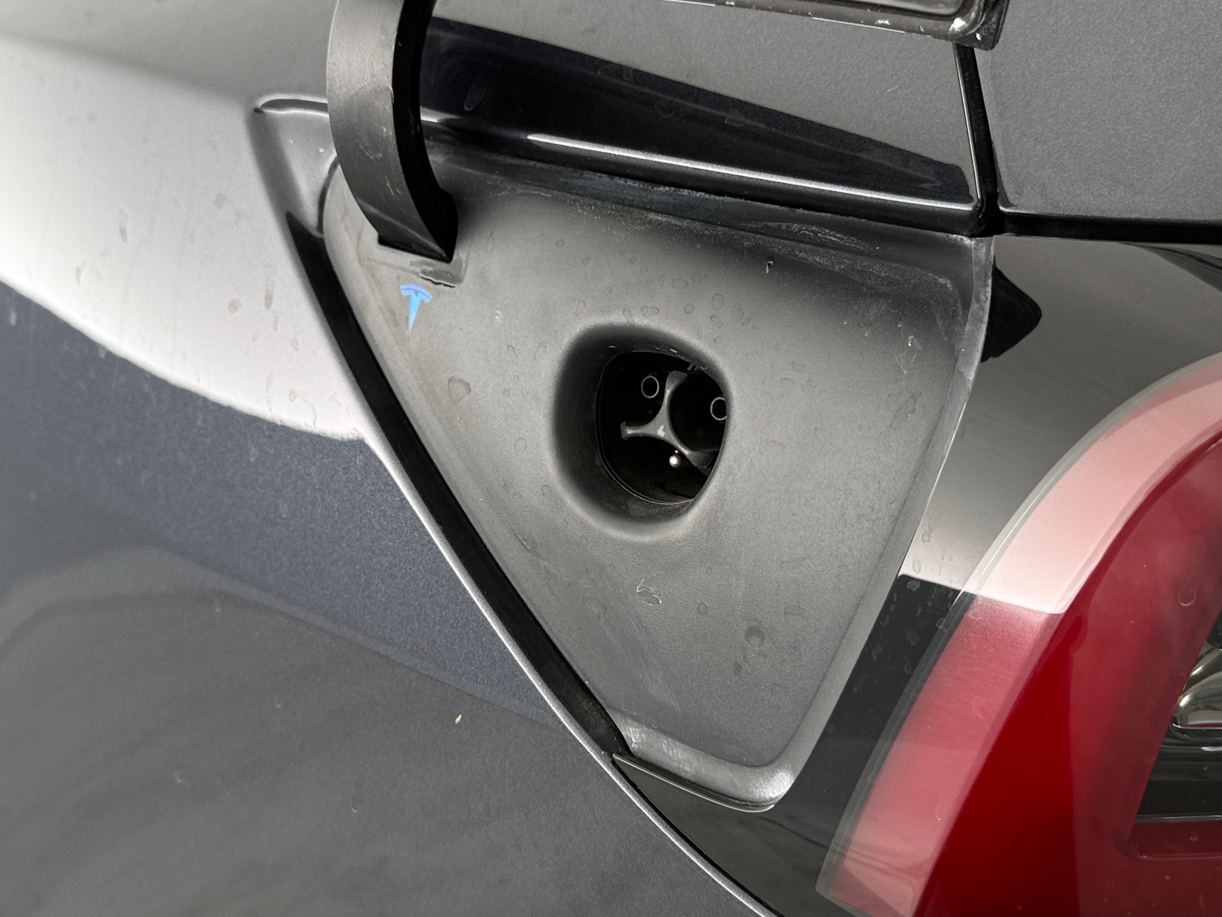 Used 2025 Tesla Model Y Performance with VIN 7SAYGDEF7SA366724 for sale in Auburn, WA