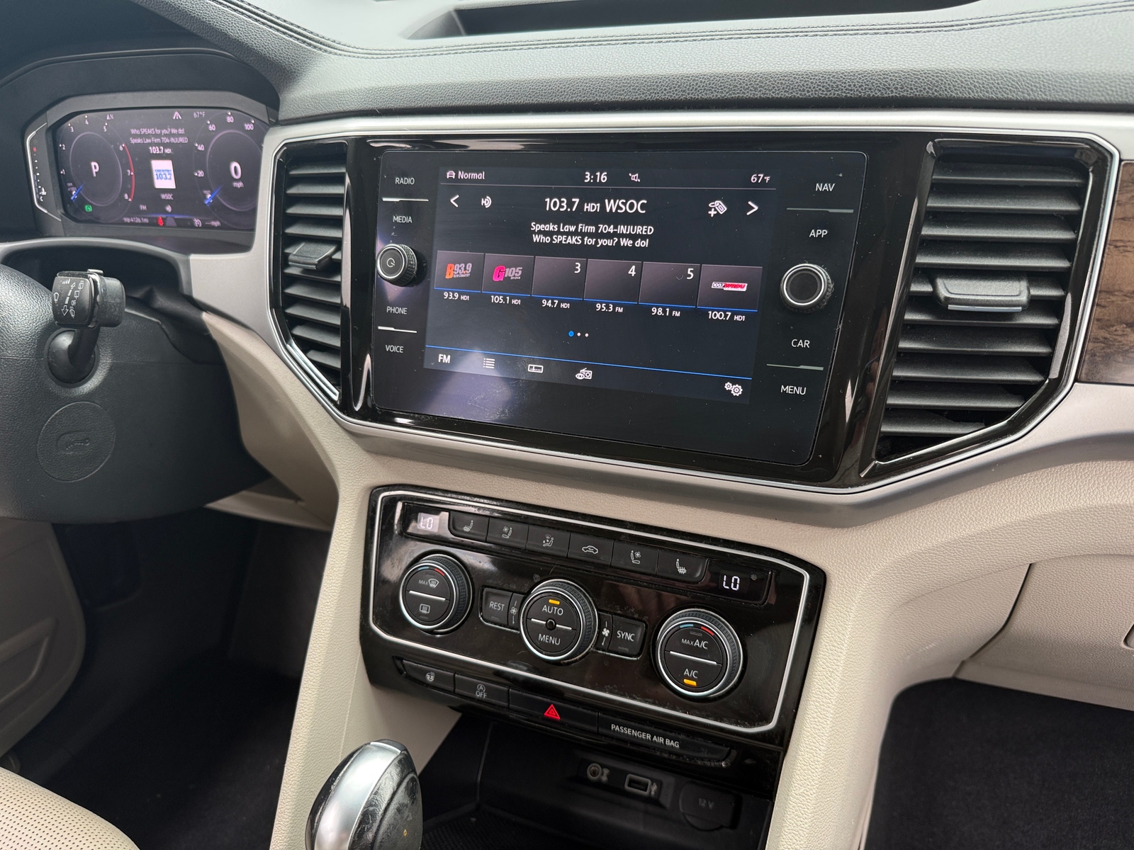 Thumbnail: 2019 Volkswagen Atlas - 3