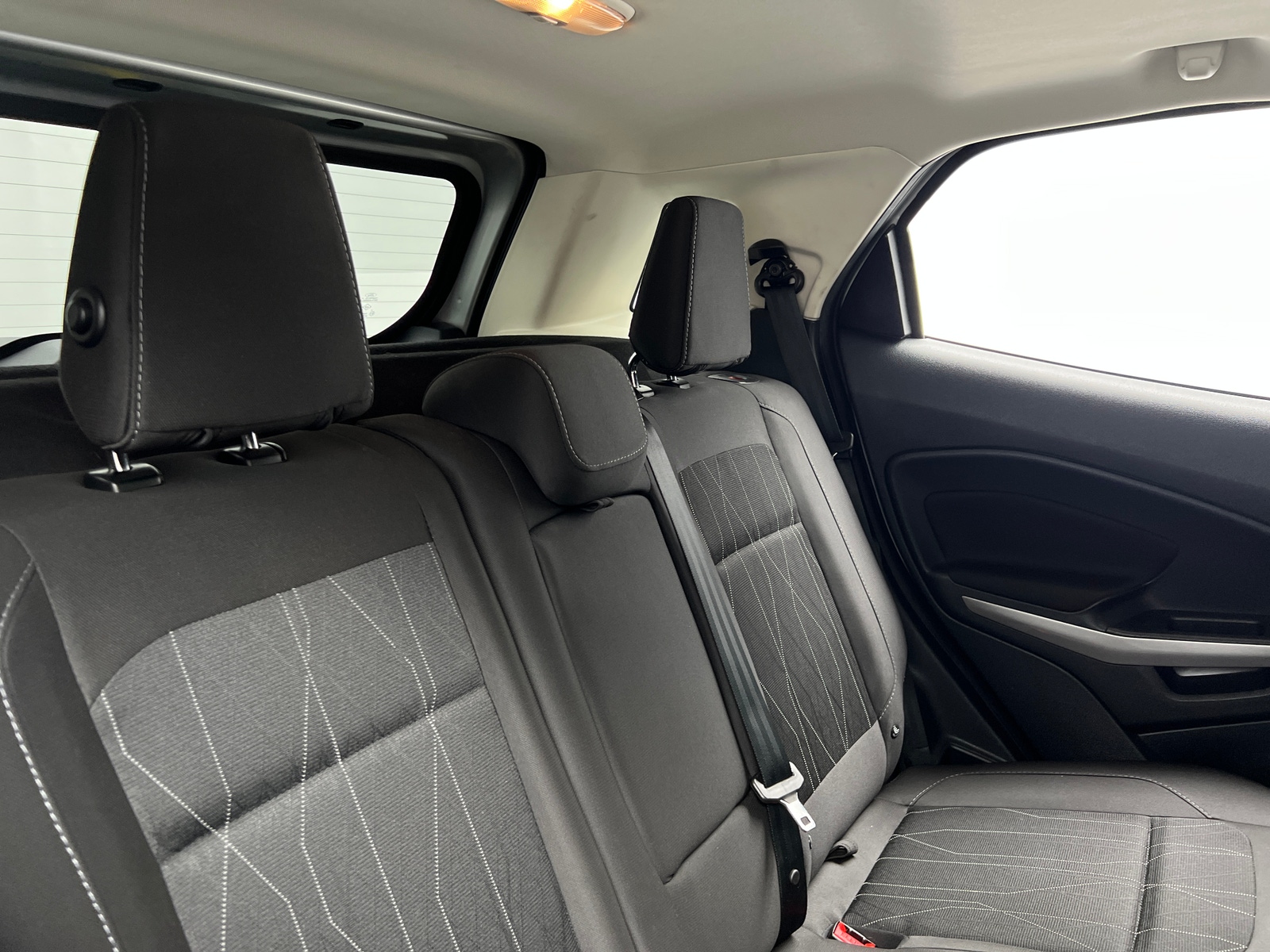 Thumbnail: 2019 Ford EcoSport - 6