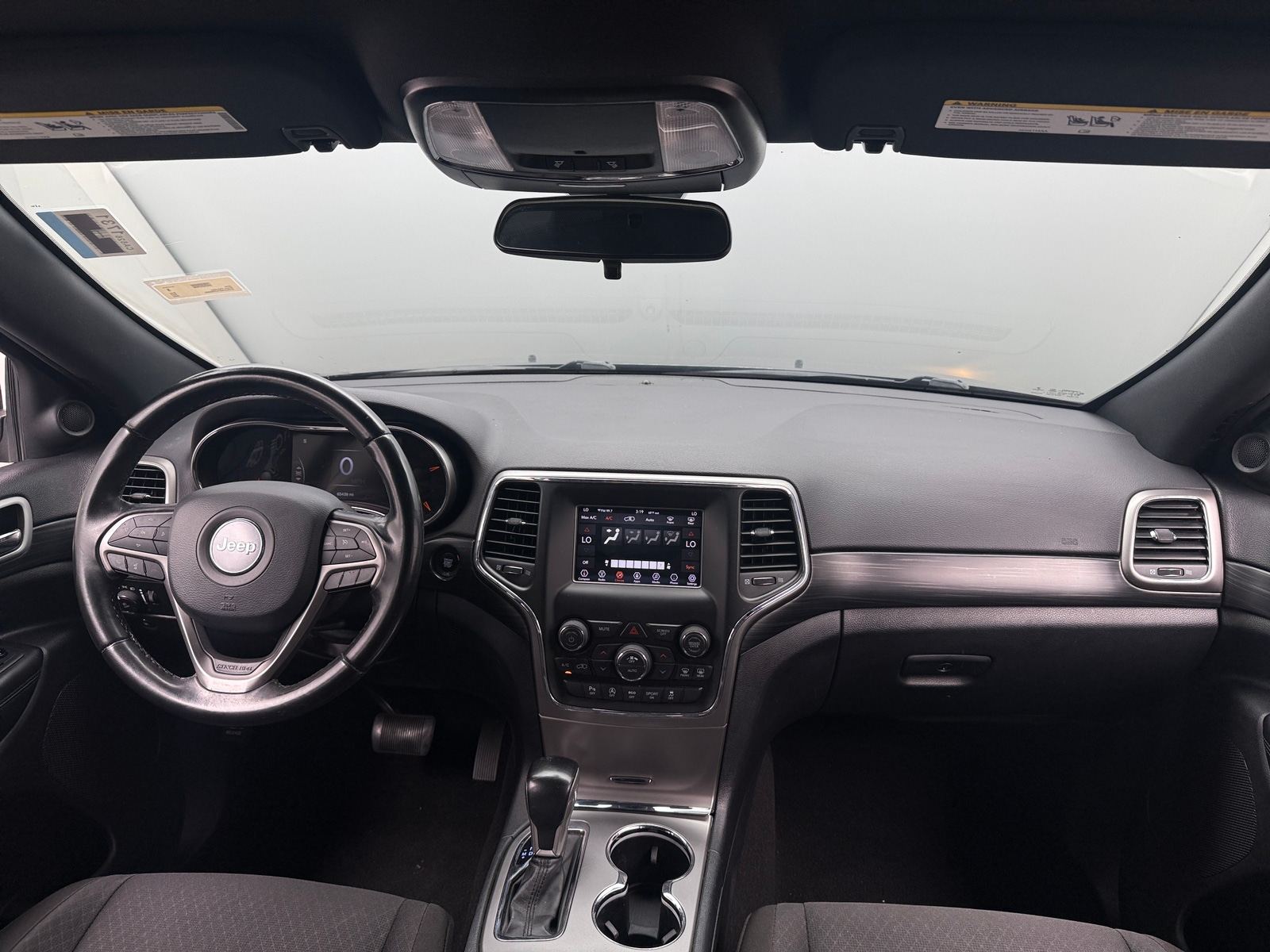 Thumbnail: 2020 Jeep Grand Cherokee - 3