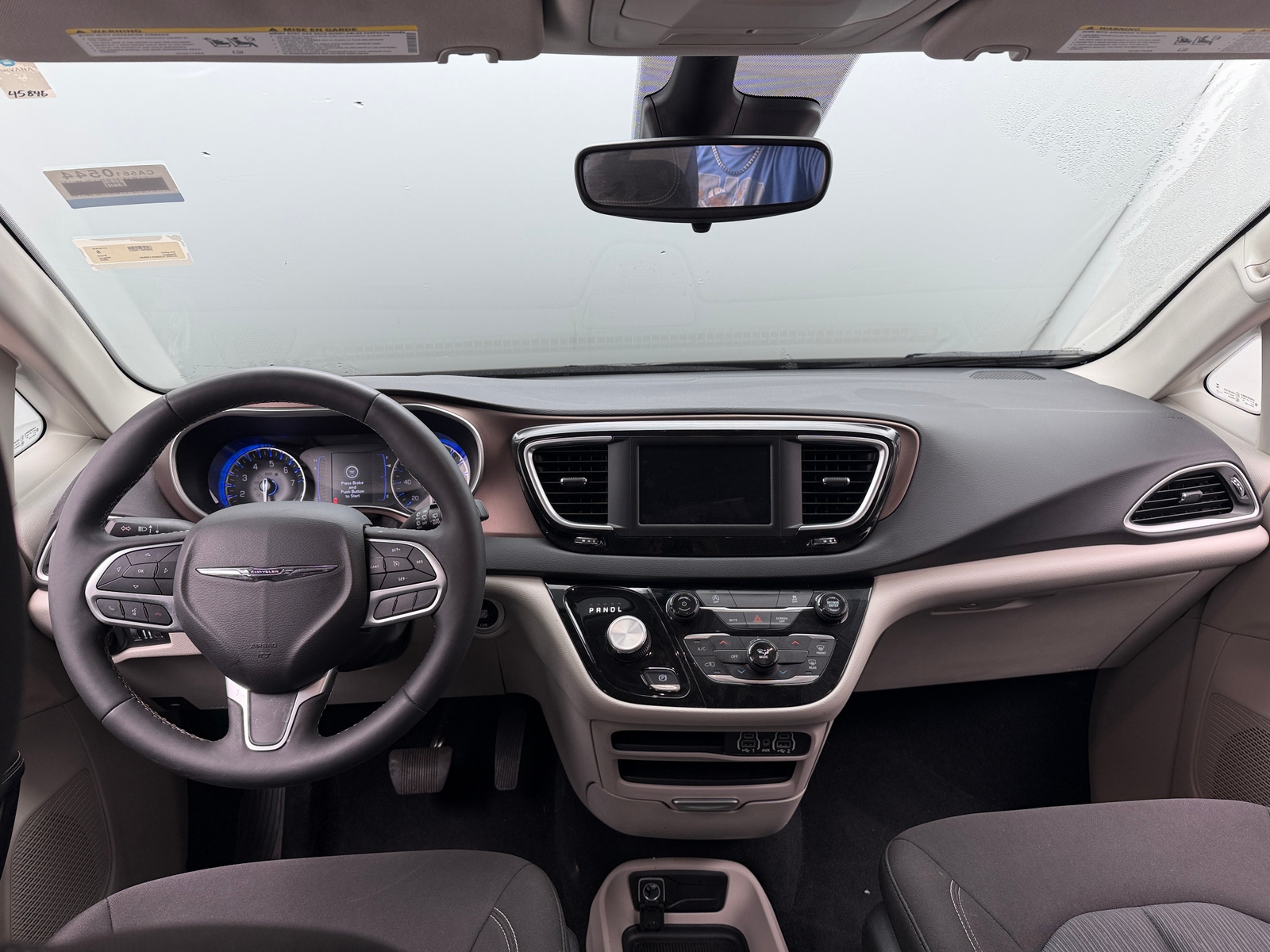 Thumbnail: 2024 Chrysler Voyager - 3