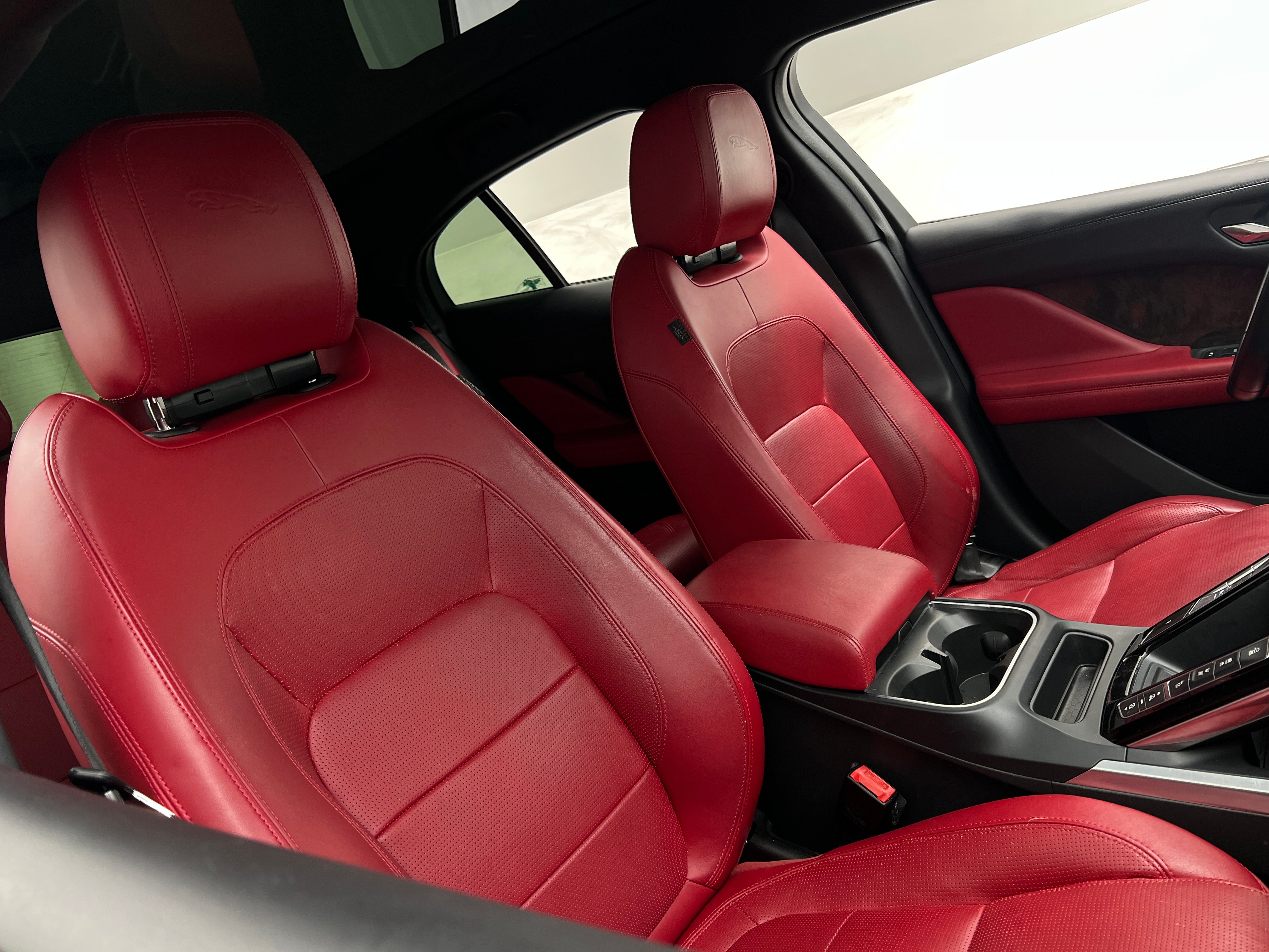 Used 2020 Jaguar I-PACE HSE with VIN SADHD2S14L1F80836 for sale in Pewaukee, WI