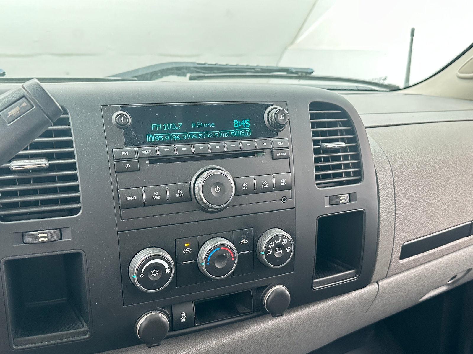 Thumbnail: 2013 Chevrolet Silverado 1500 - 4
