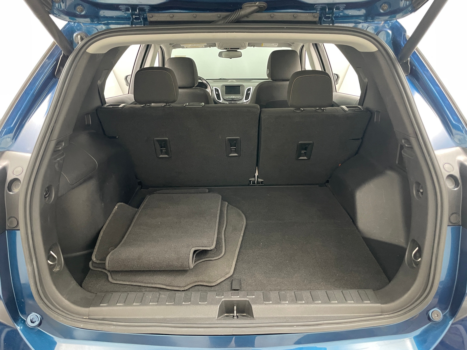 Thumbnail: 2021 Chevrolet Equinox - 7