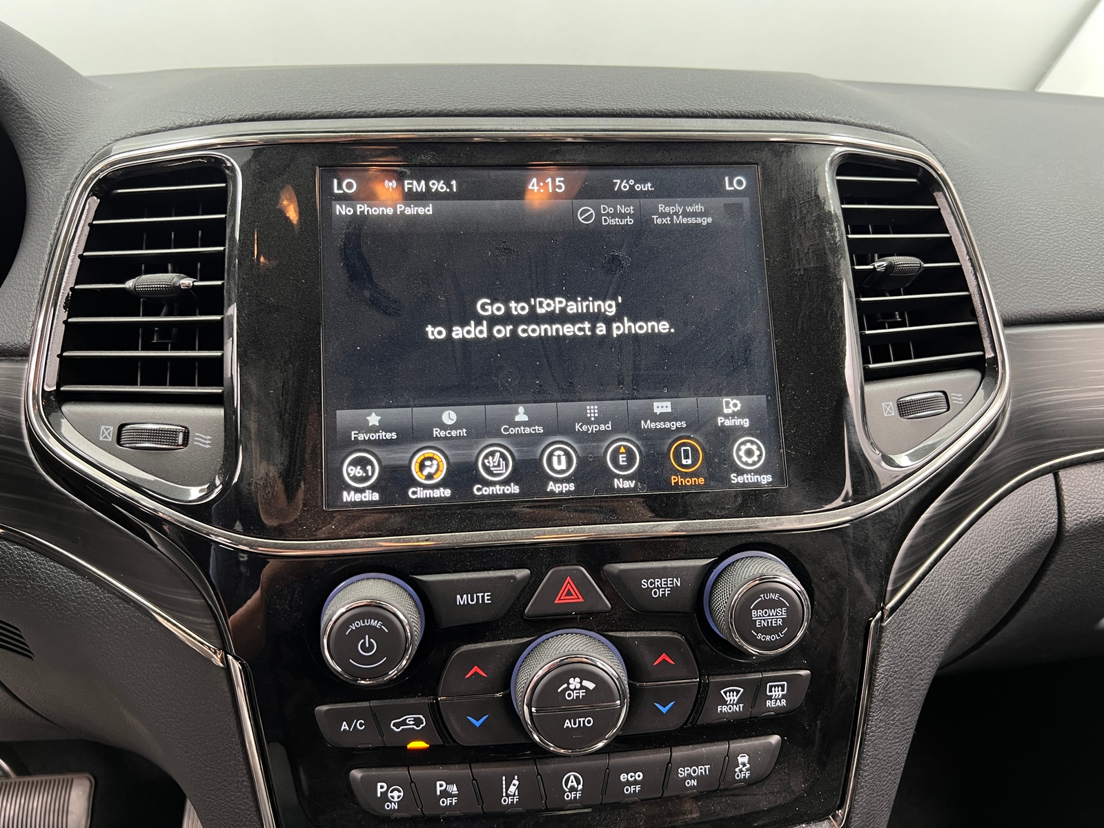 Thumbnail: 2020 Jeep Grand Cherokee - 3