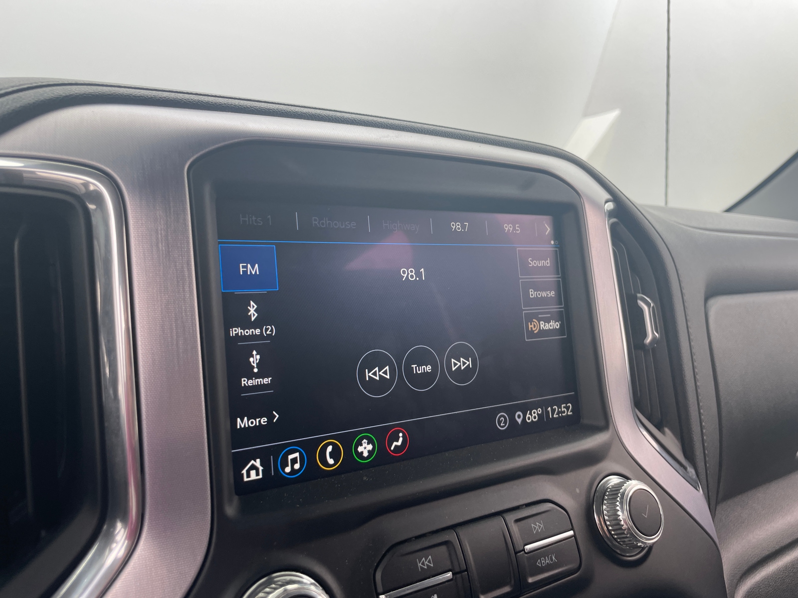 Thumbnail: 2020 GMC Sierra 1500 - 3