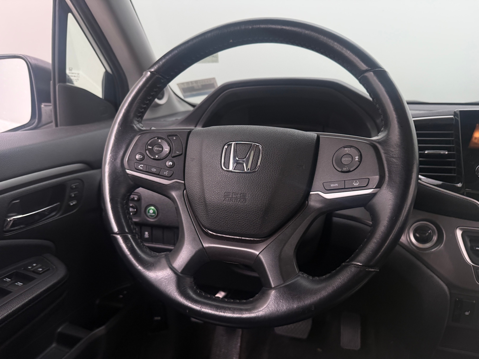 Thumbnail: 2019 Honda Pilot - 4