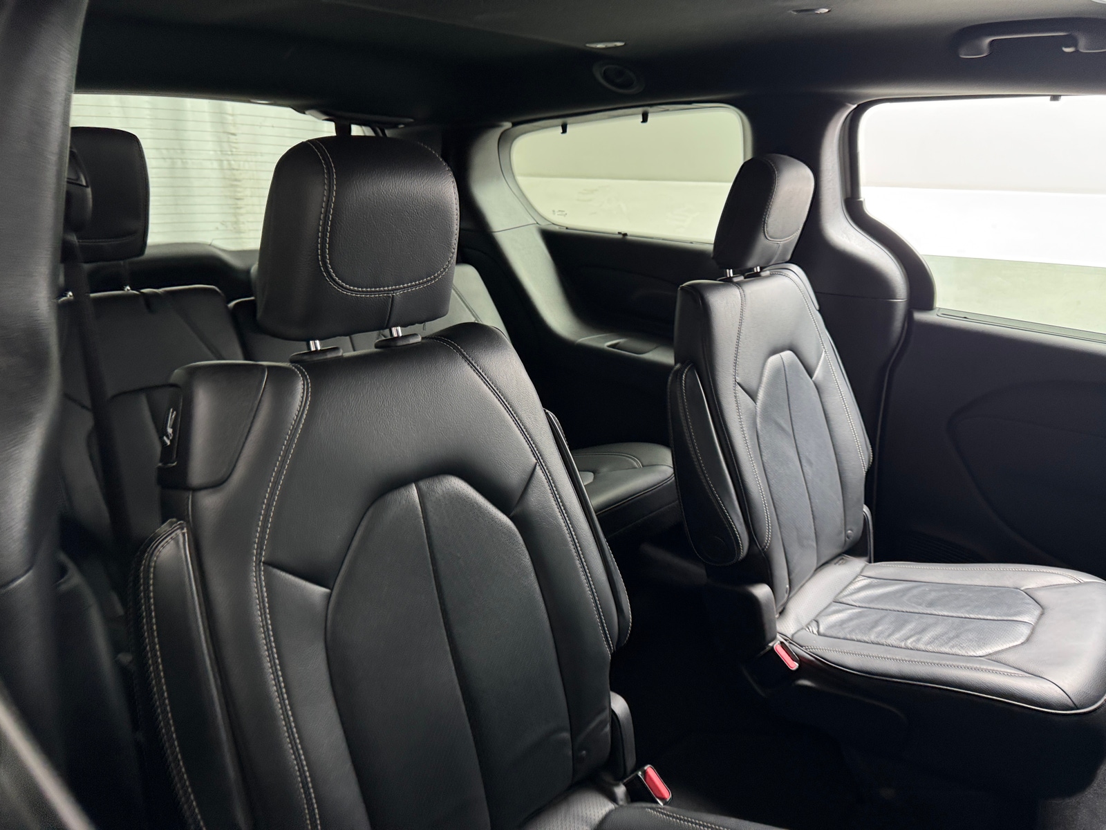 Thumbnail: 2020 Chrysler Pacifica - 5
