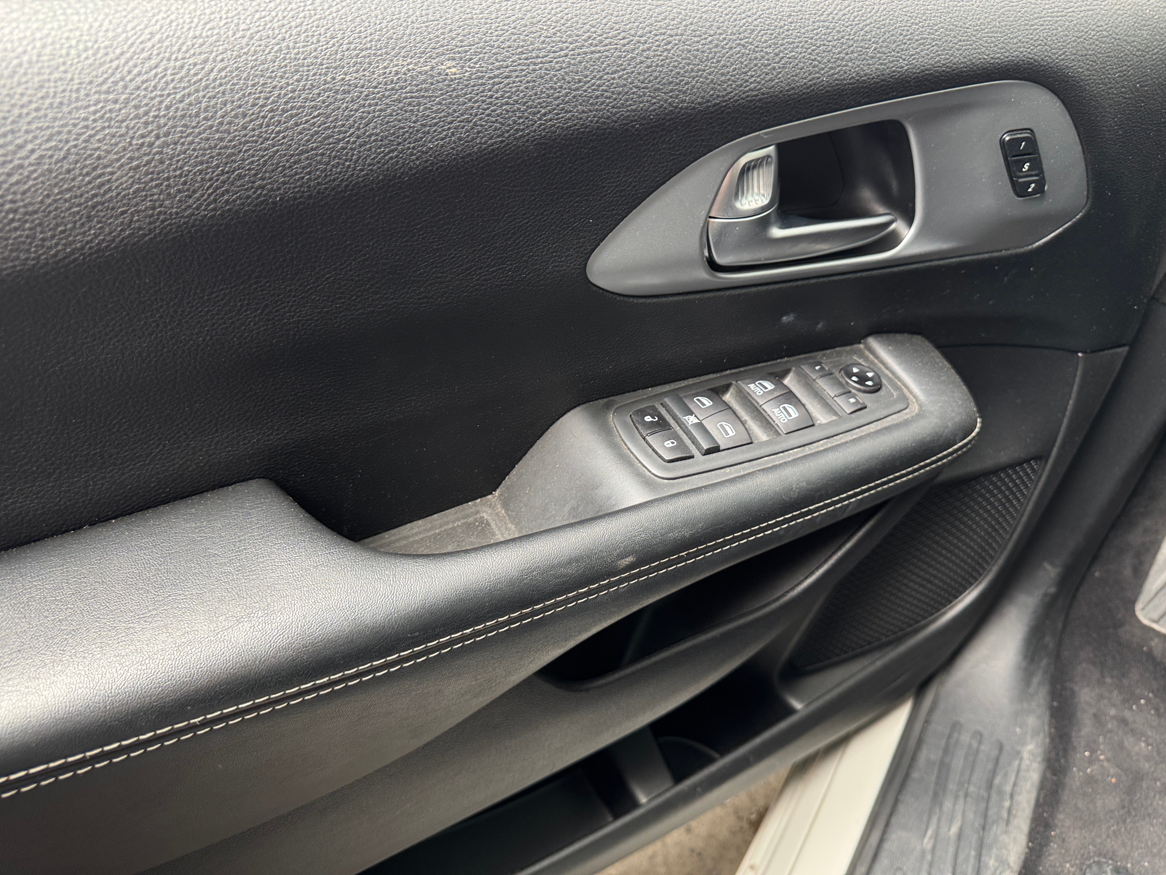 2020 Chrysler Pacifica Touring L - Photo 11