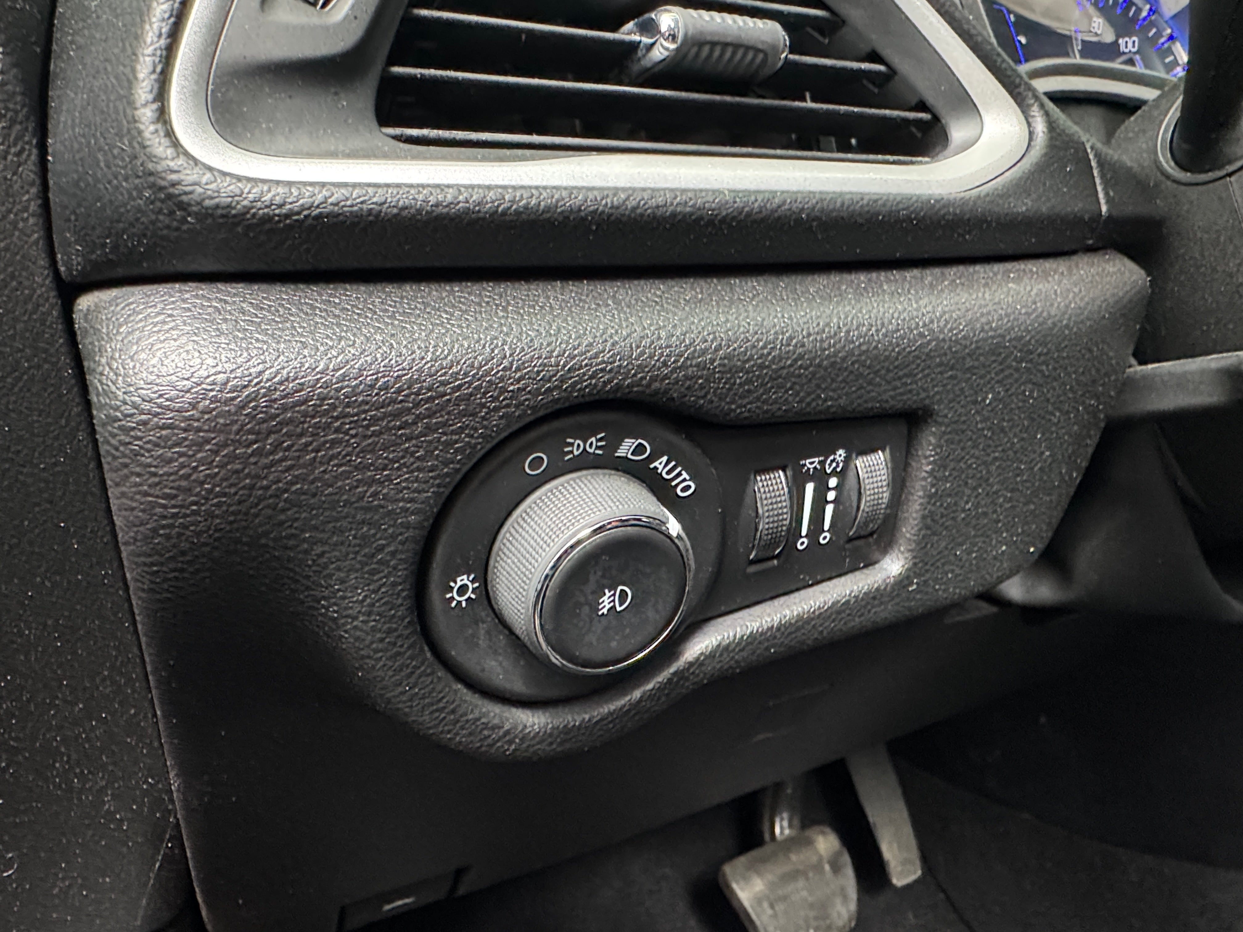 2020 Chrysler Pacifica Touring L - Photo 14