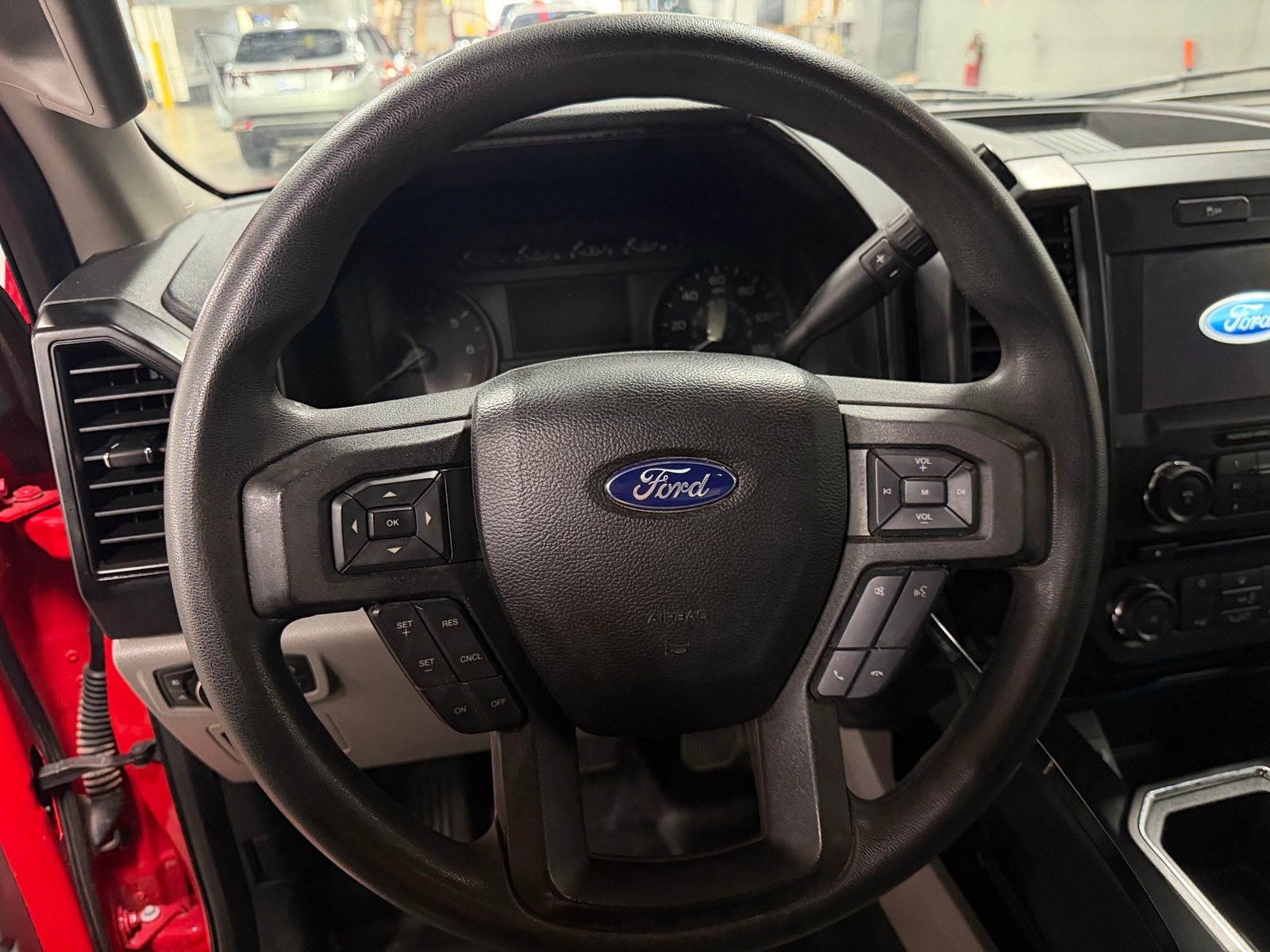 Thumbnail: 2018 Ford Econoline - 5