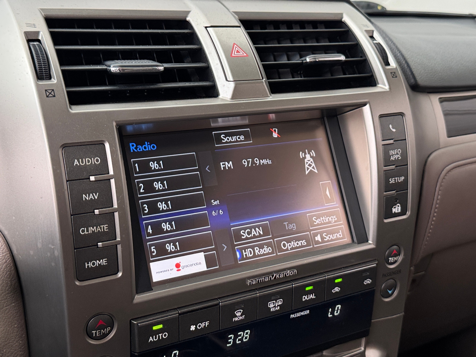 Thumbnail: 2017 Lexus GX - 3