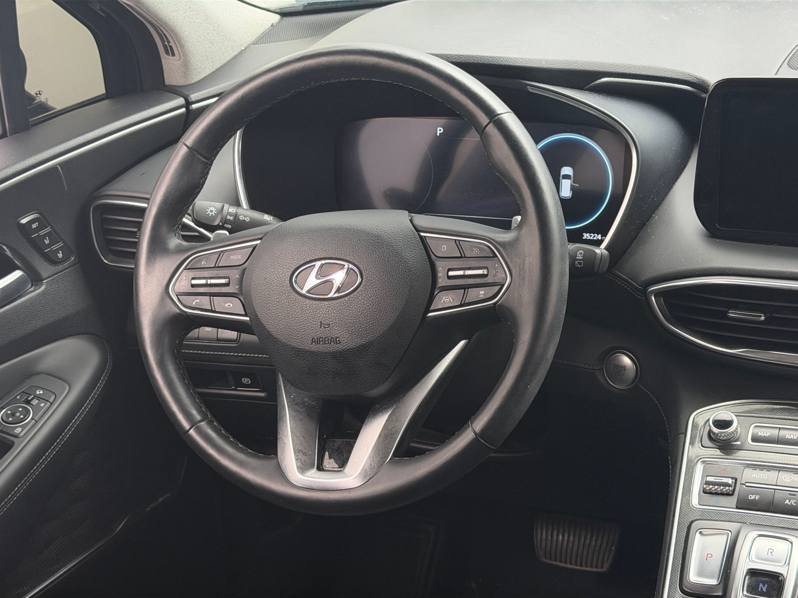 Thumbnail: 2022 Hyundai Santa Fe - 4